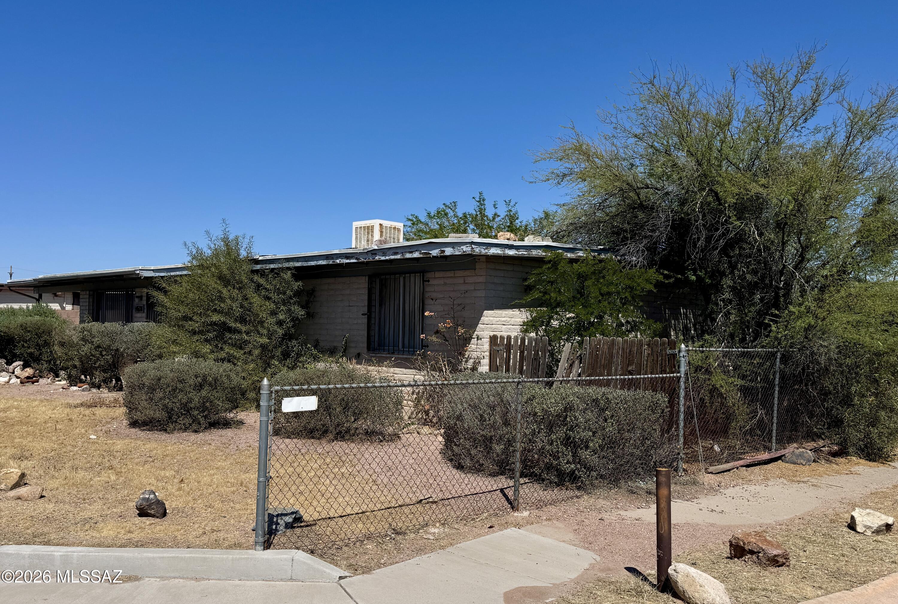 Investor special!! 3 bedroom, 2 bathroom home in Olive Grove subdivision with views. Due to the current condition of the home, it is being offered below market value and sold in ''as-is'' condition.