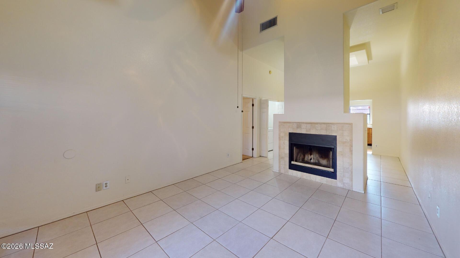 Ventana De Sabino Villas (1-90) - Residential Lease