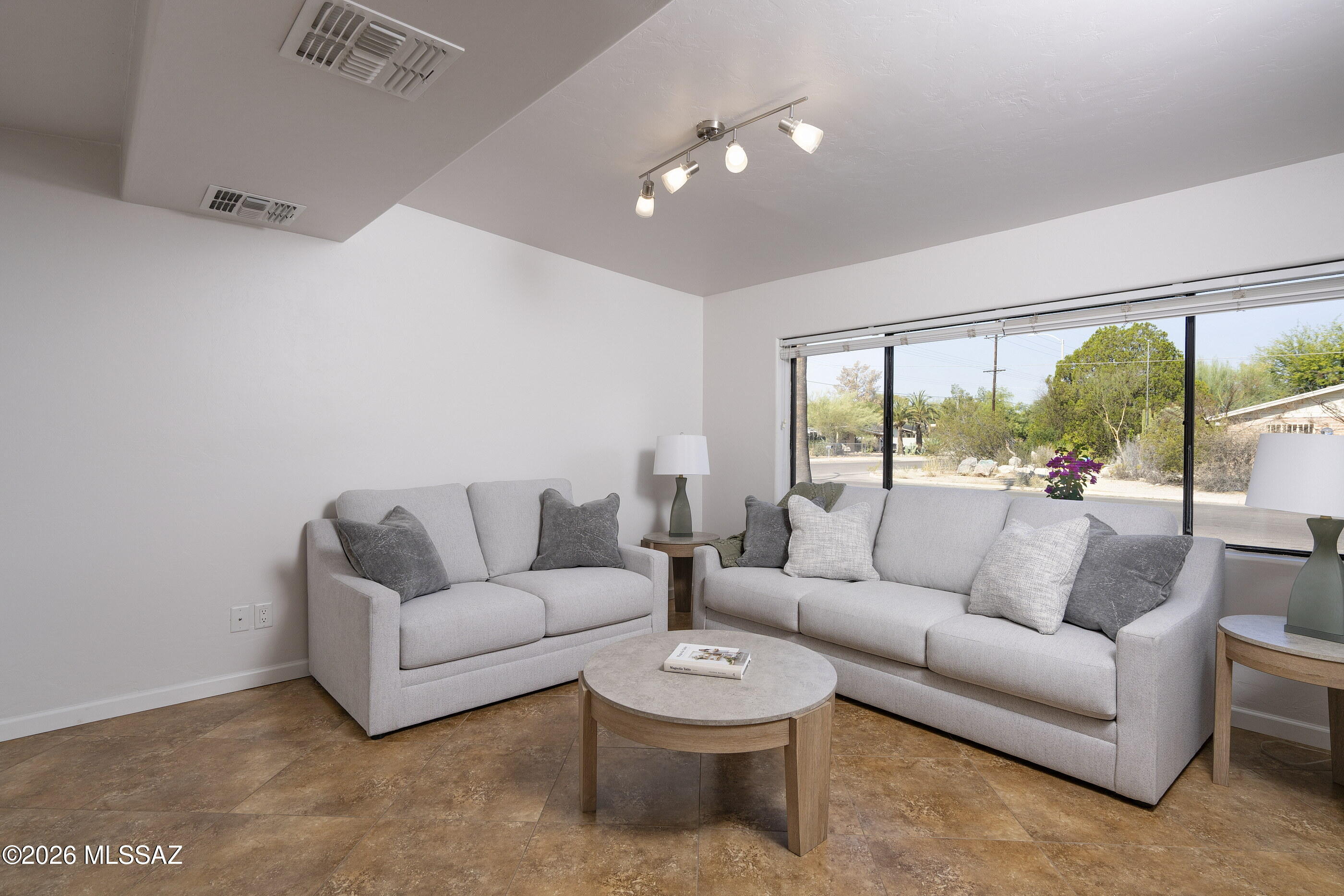 Mountain View Acre Farms - Residential