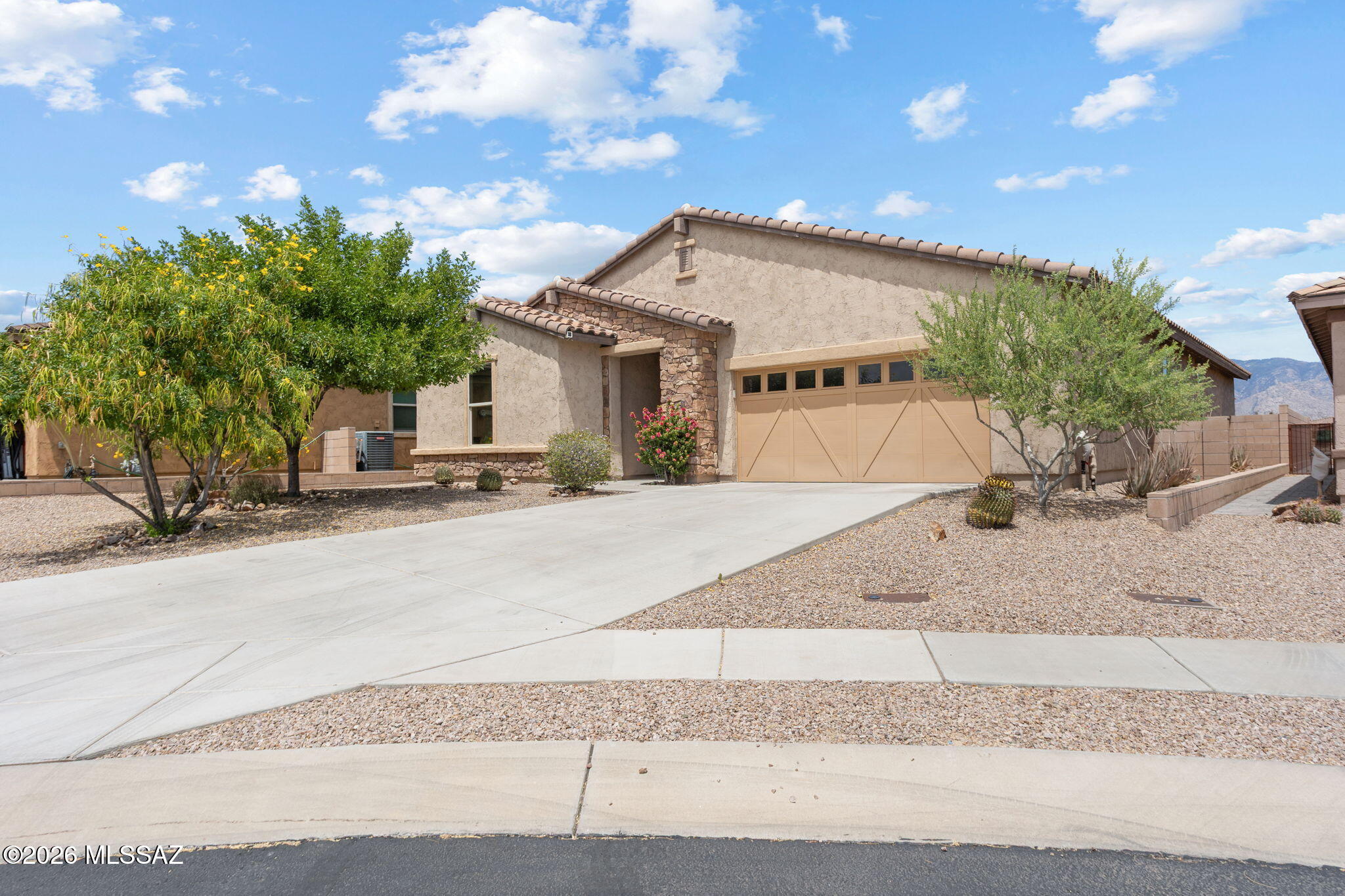 Rancho De Plata SQ20132830156 - Residential