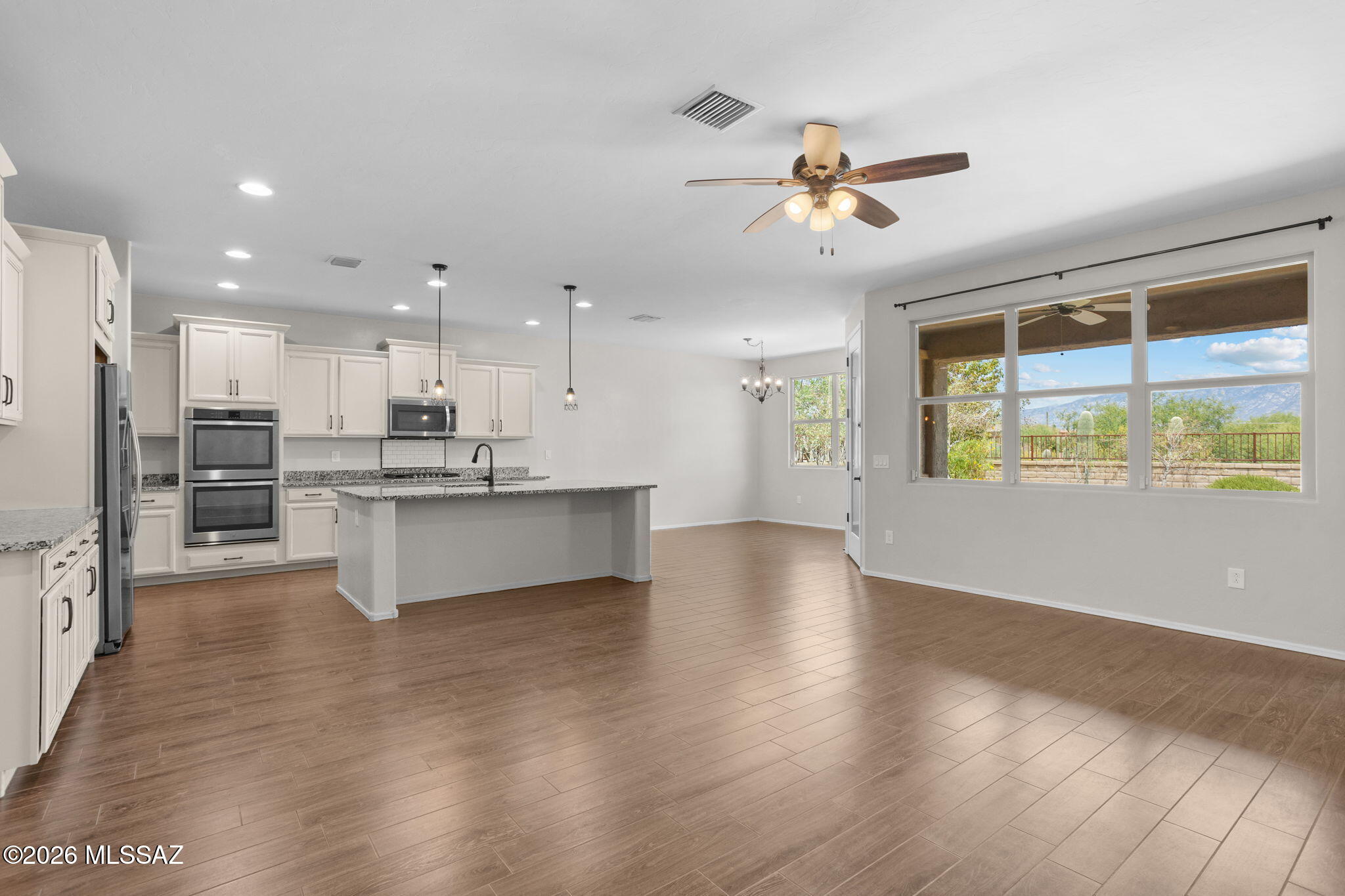 Rancho De Plata SQ20132830156 - Residential