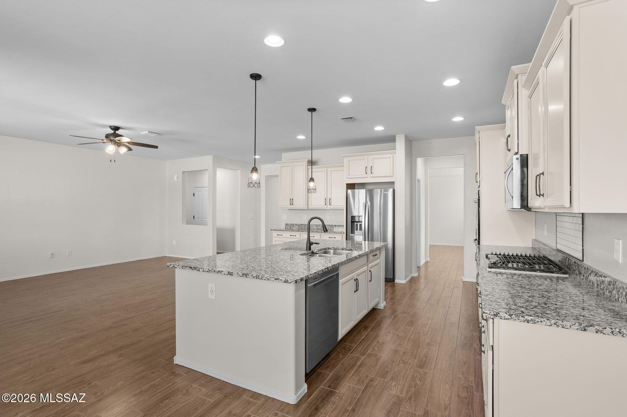 Rancho De Plata SQ20132830156 - Residential