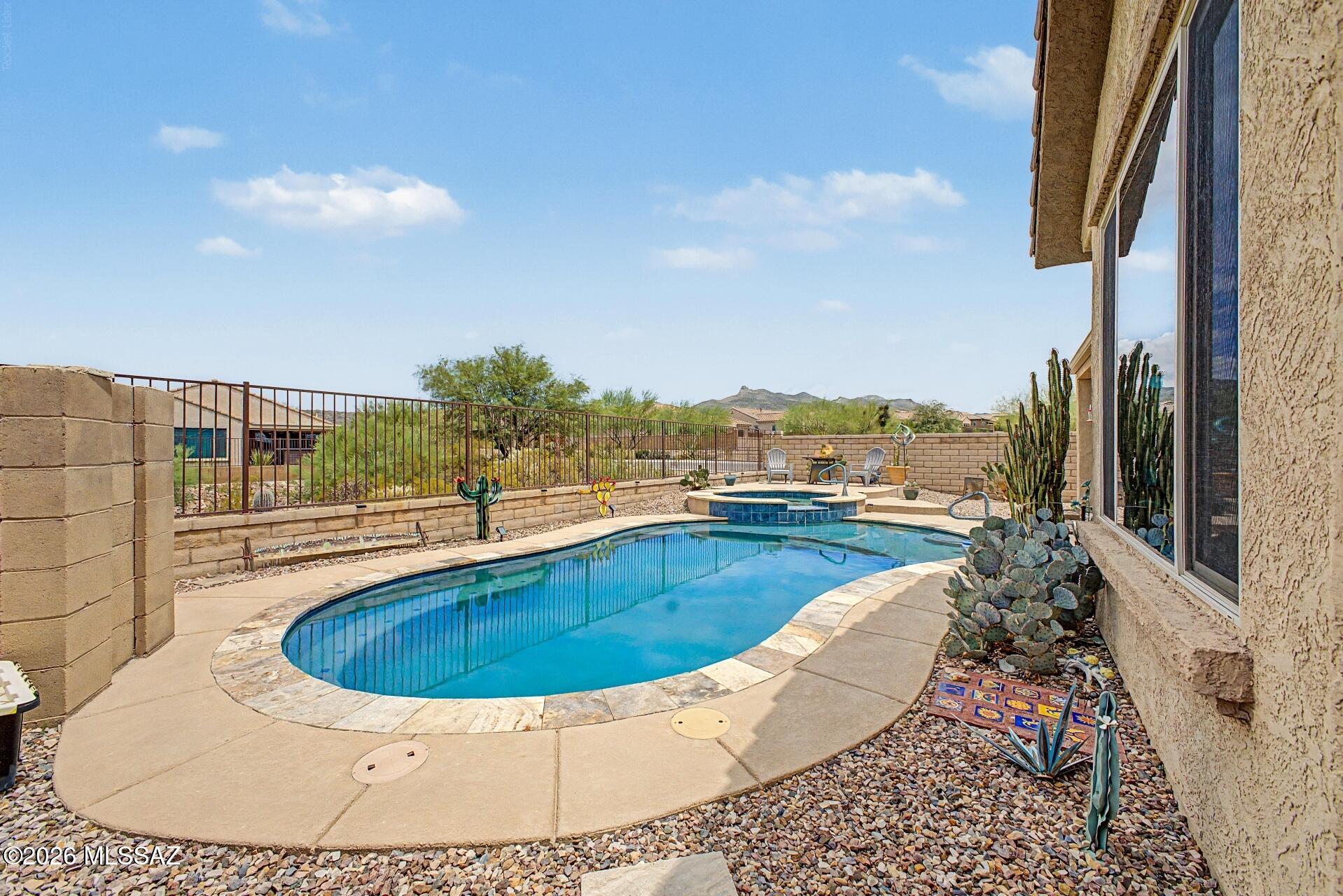 Del Webb At Dove Mountain SQ20131930189 - Residential