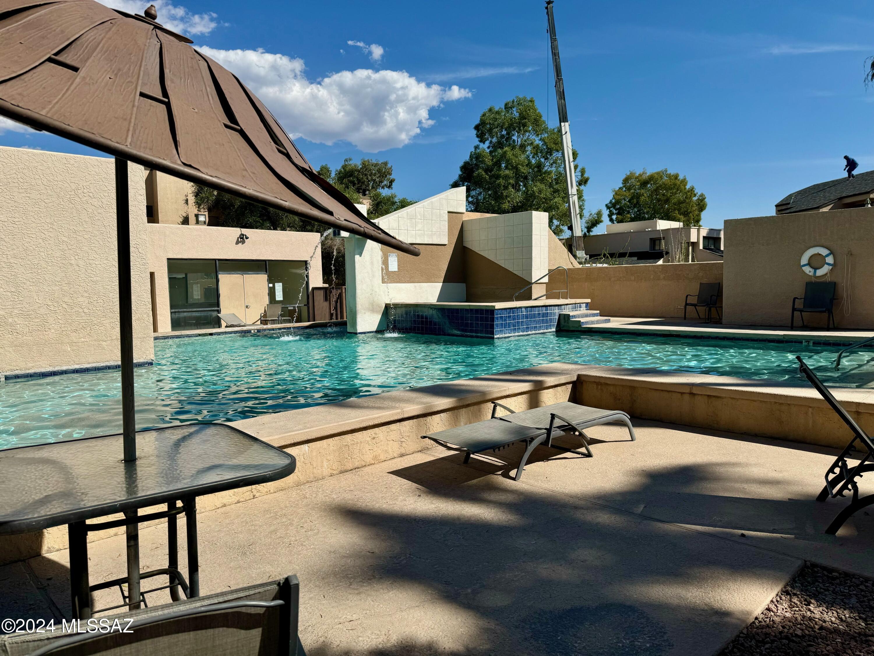 Coronado Place Condominiums II (Units 37-158) - Residential Lease