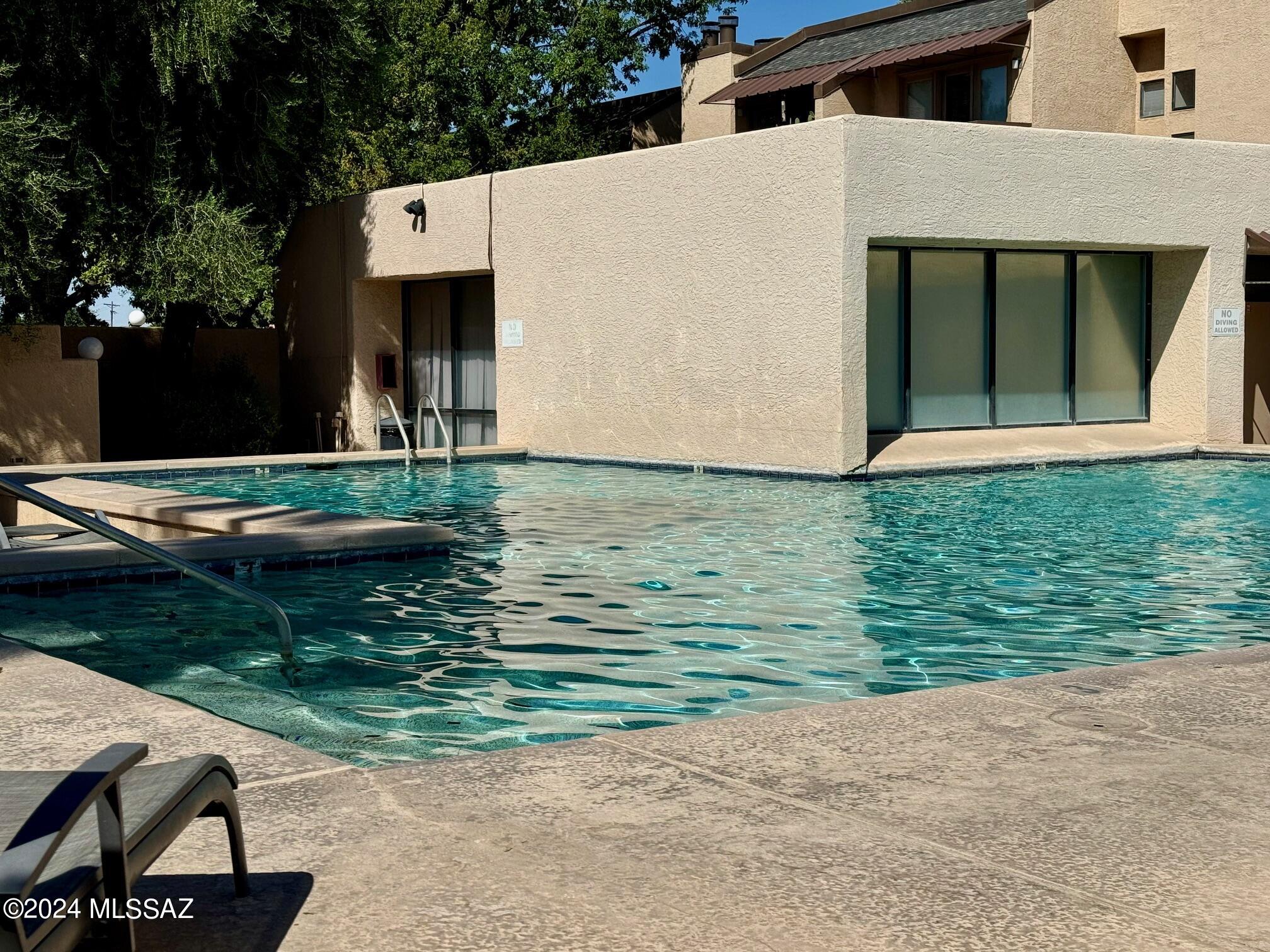 Coronado Place Condominiums II (Units 37-158) - Residential Lease