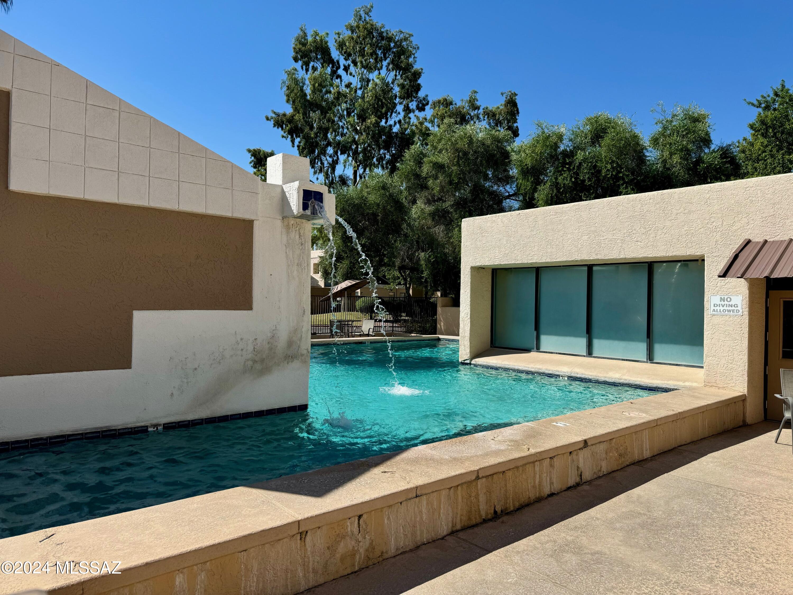 Coronado Place Condominiums II (Units 37-158) - Residential Lease