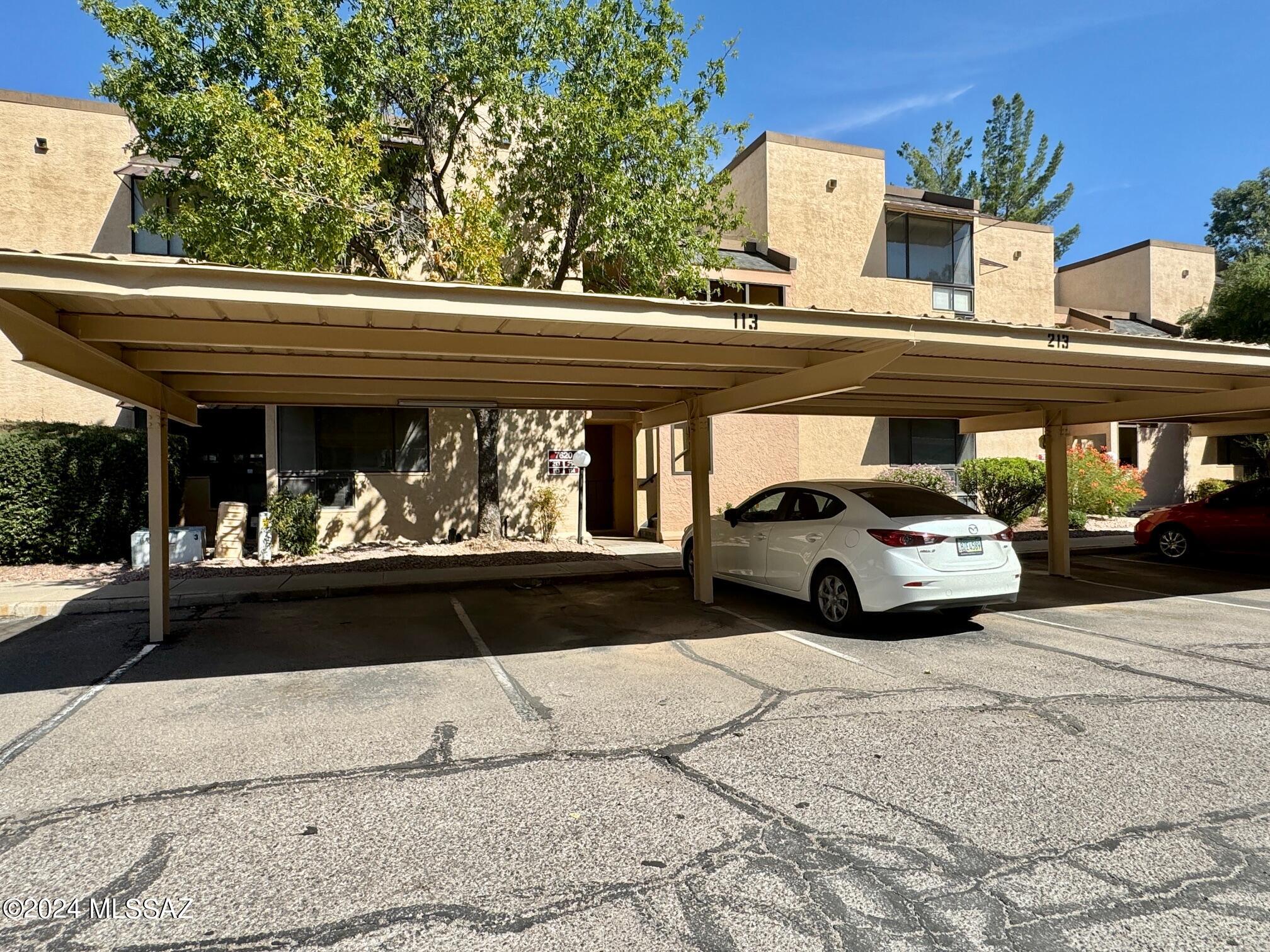 Coronado Place Condominiums II (Units 37-158) - Residential Lease