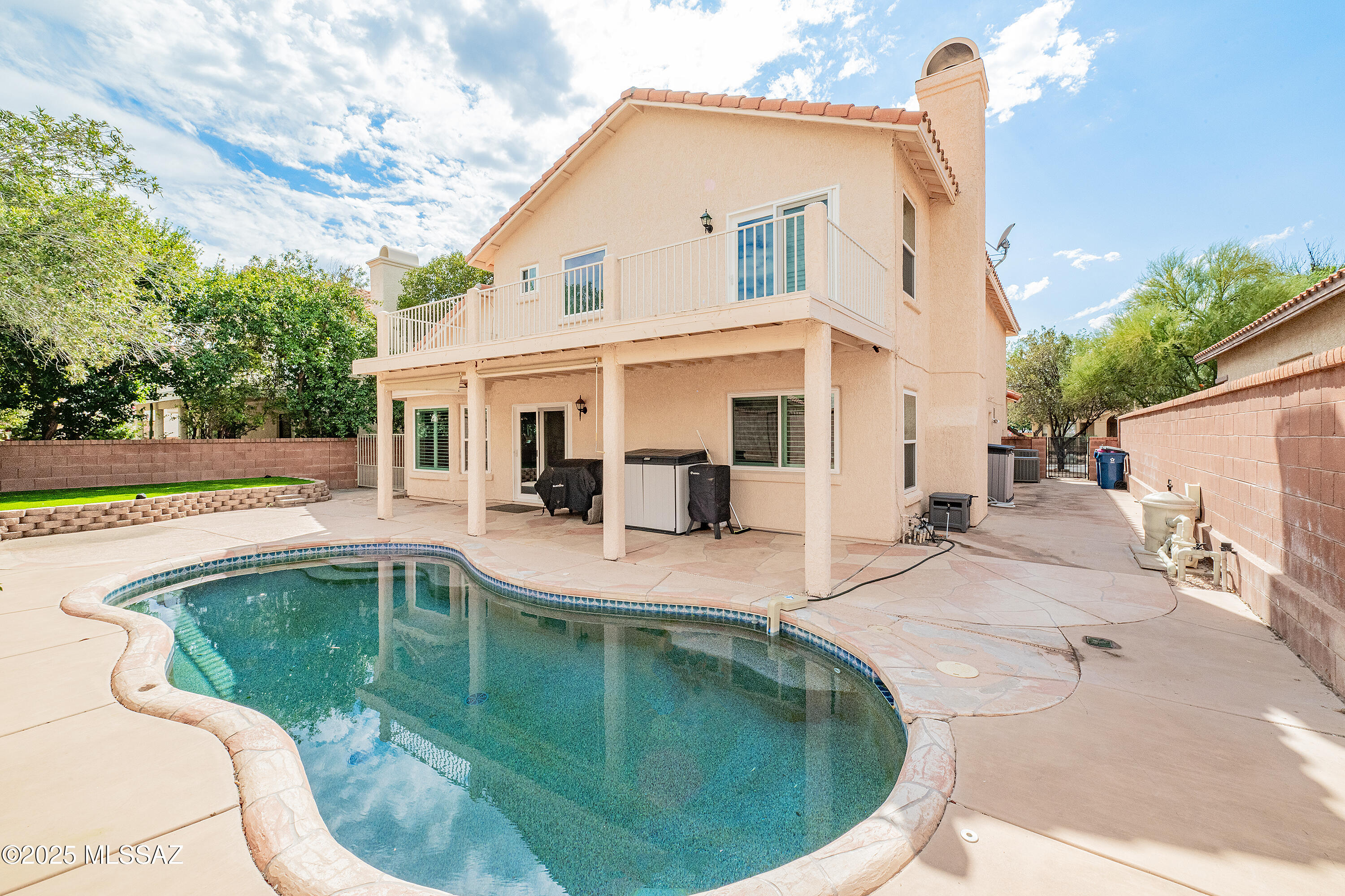 Villages Of La Canada (The) - Residential