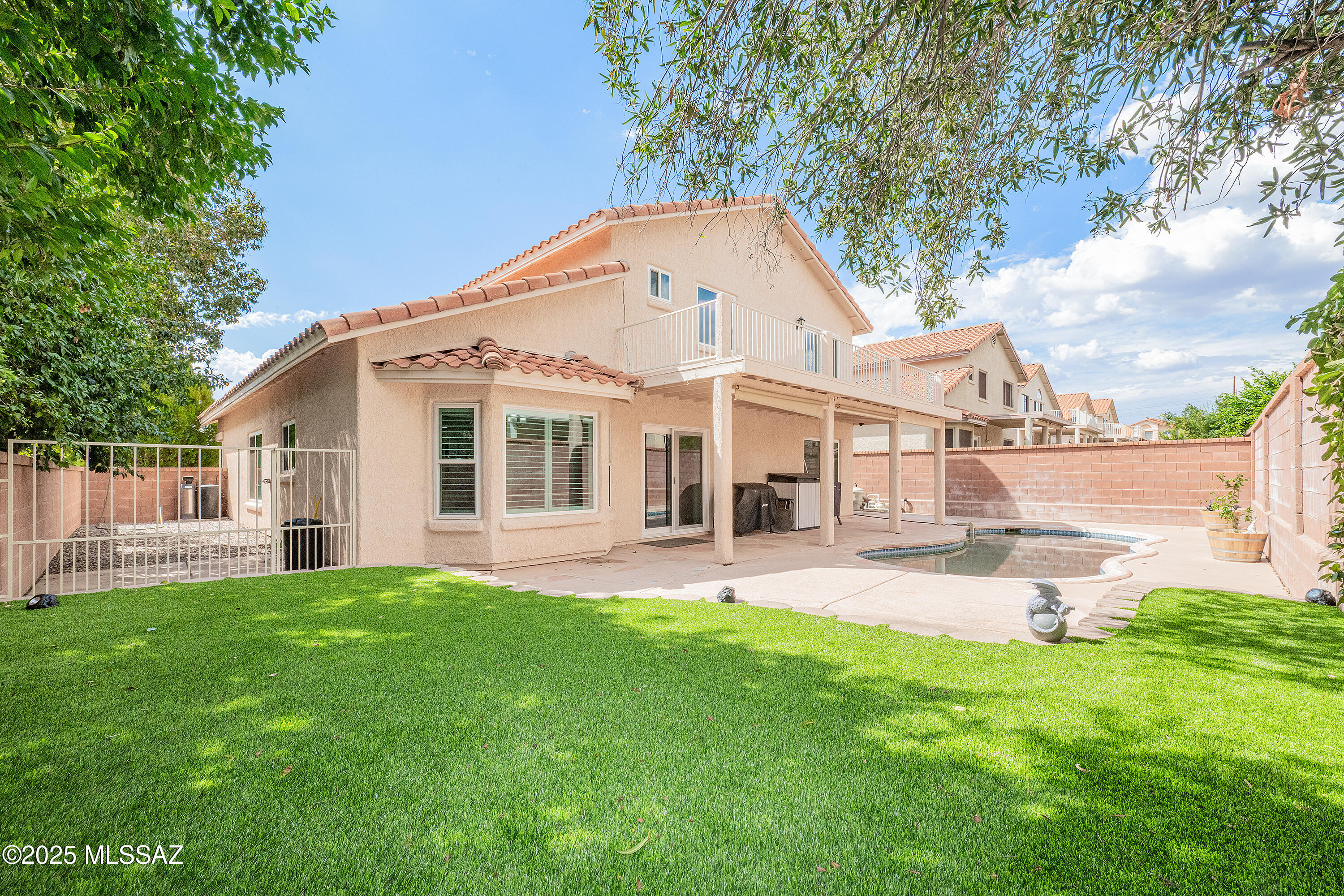 Villages Of La Canada (The) - Residential