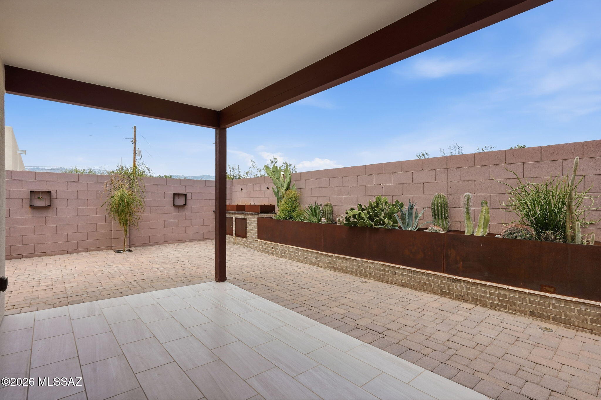 Shalom - Residential