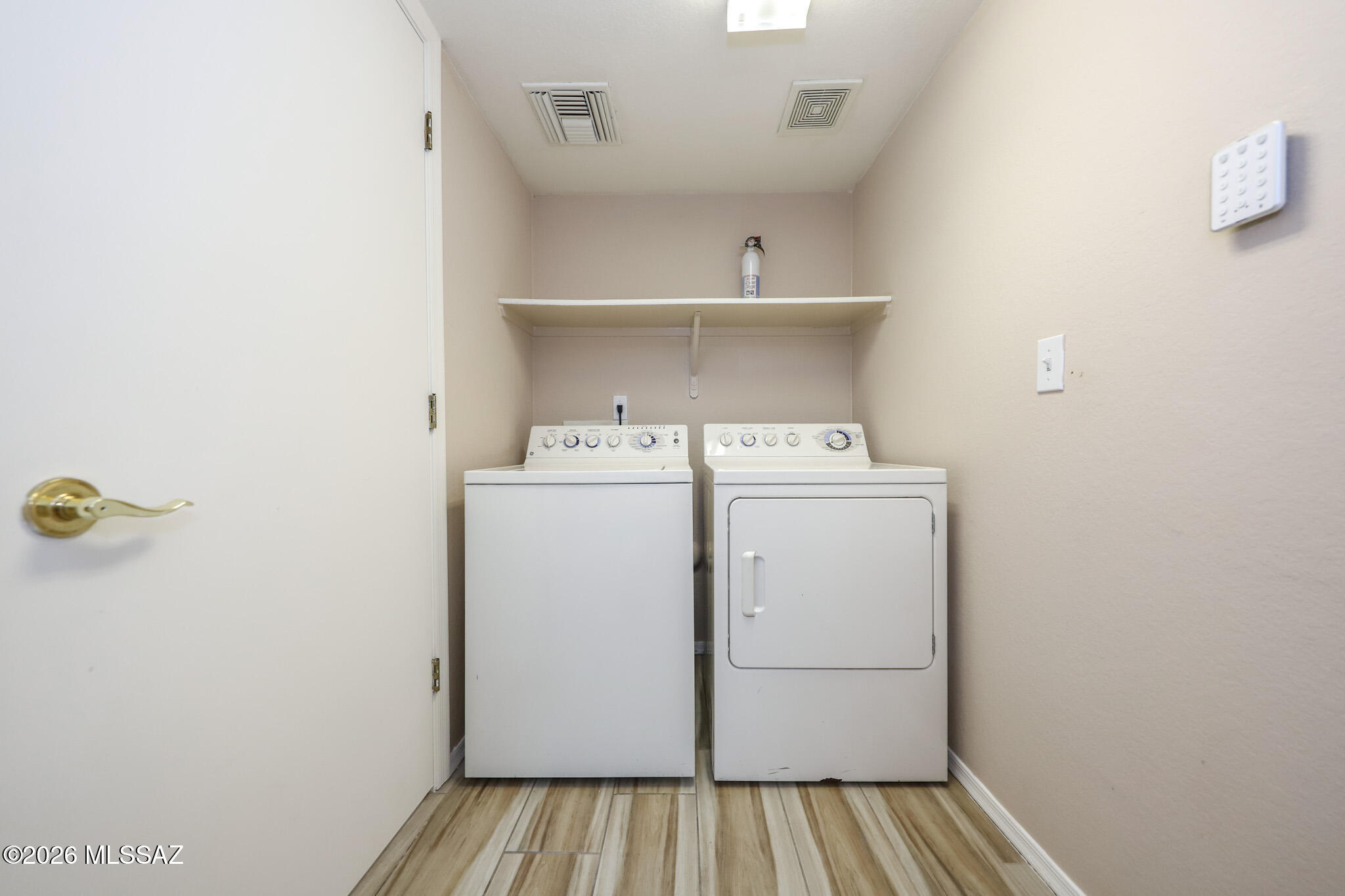 Rillito At La Cholla (1-133) - Residential Lease