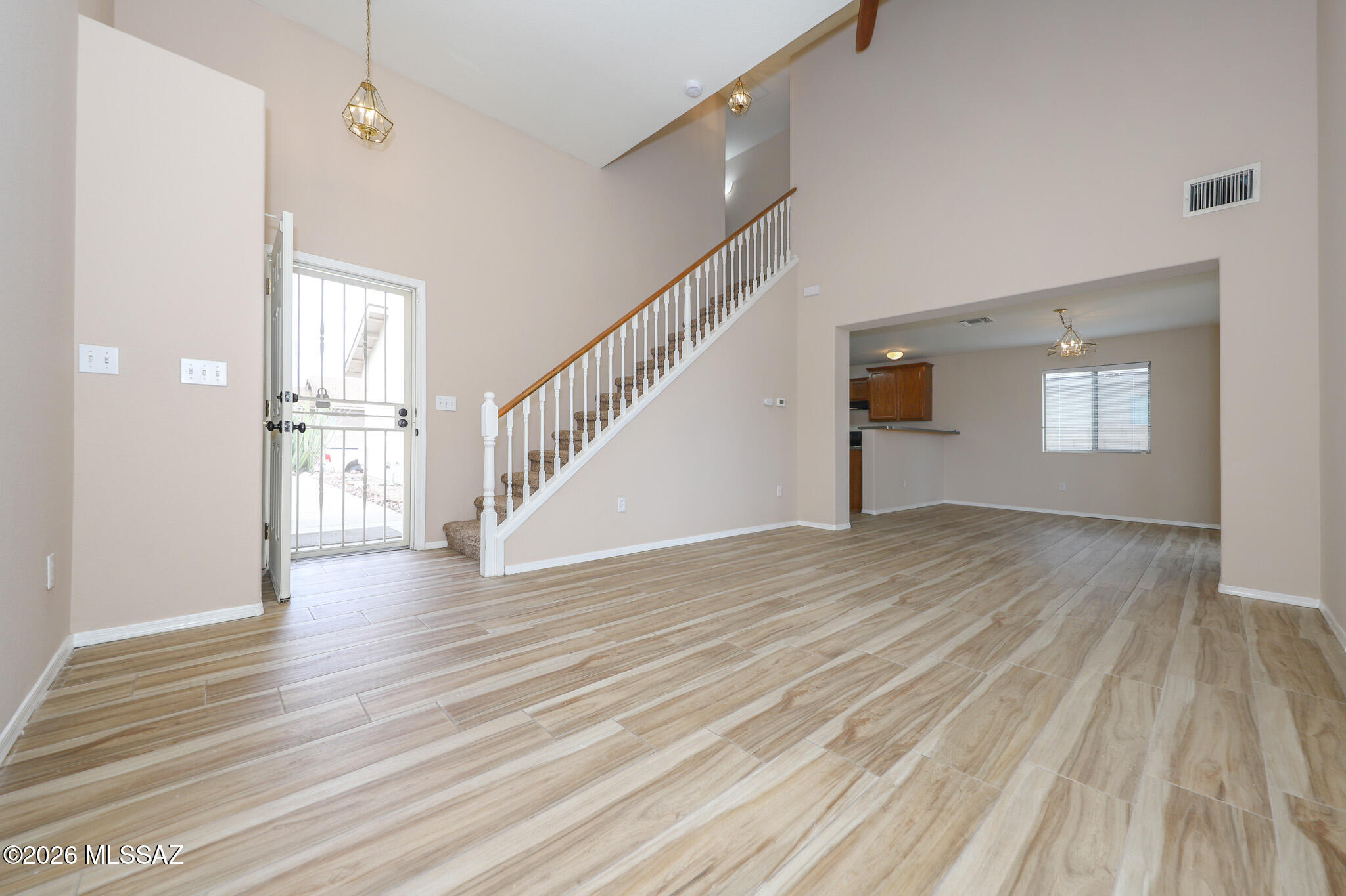 Rillito At La Cholla (1-133) - Residential Lease