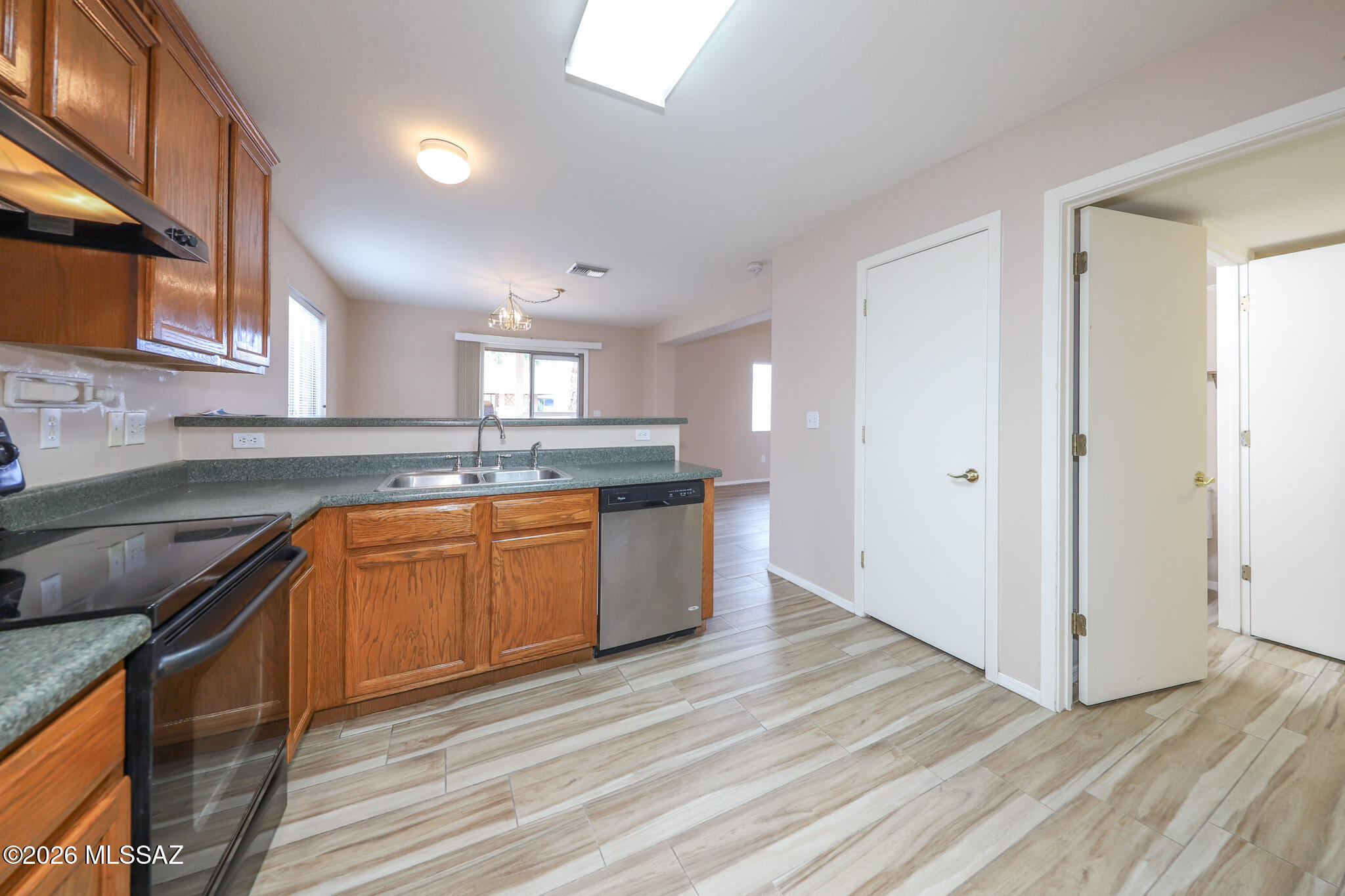 Rillito At La Cholla (1-133) - Residential Lease