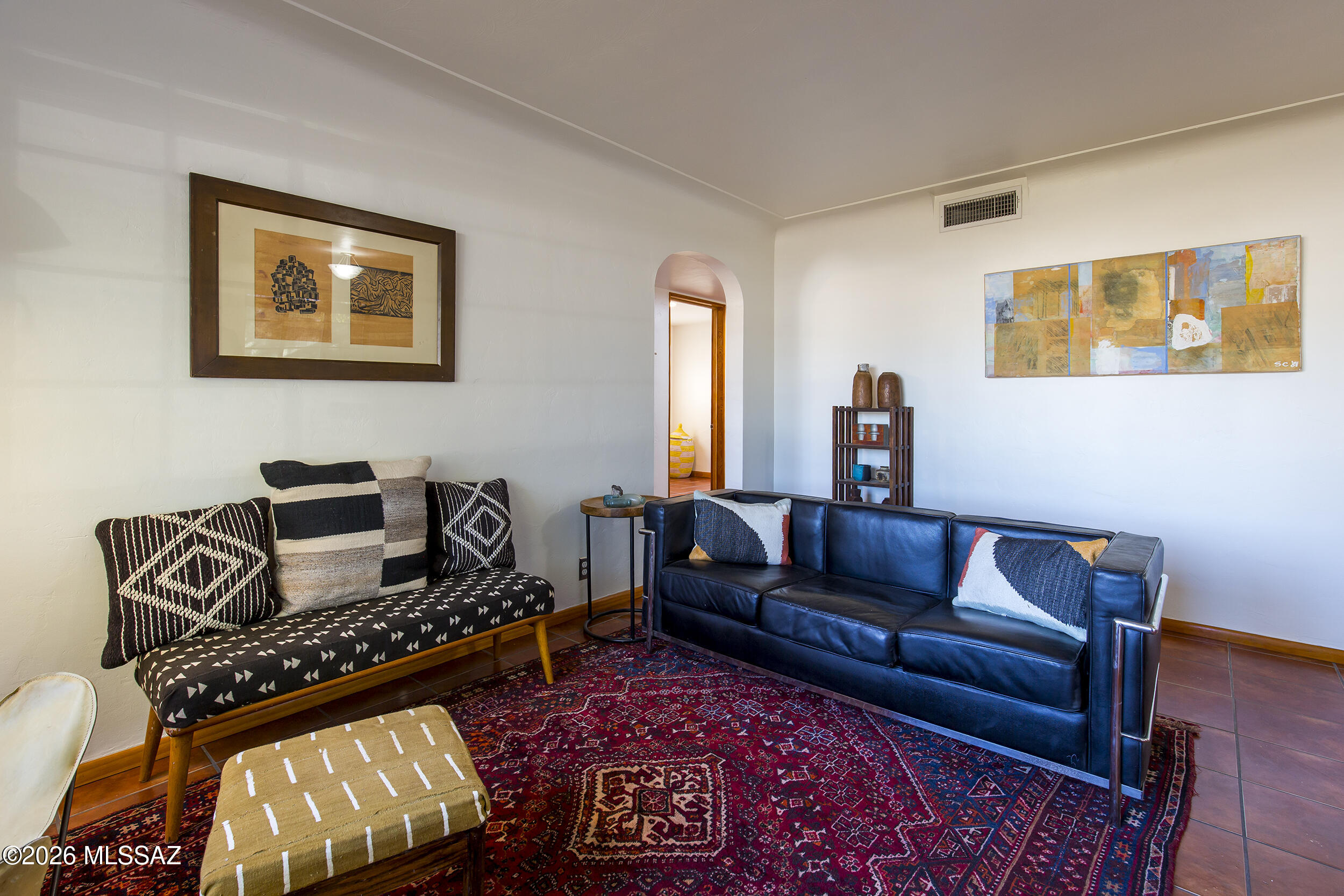 Country Club Manor - Residential