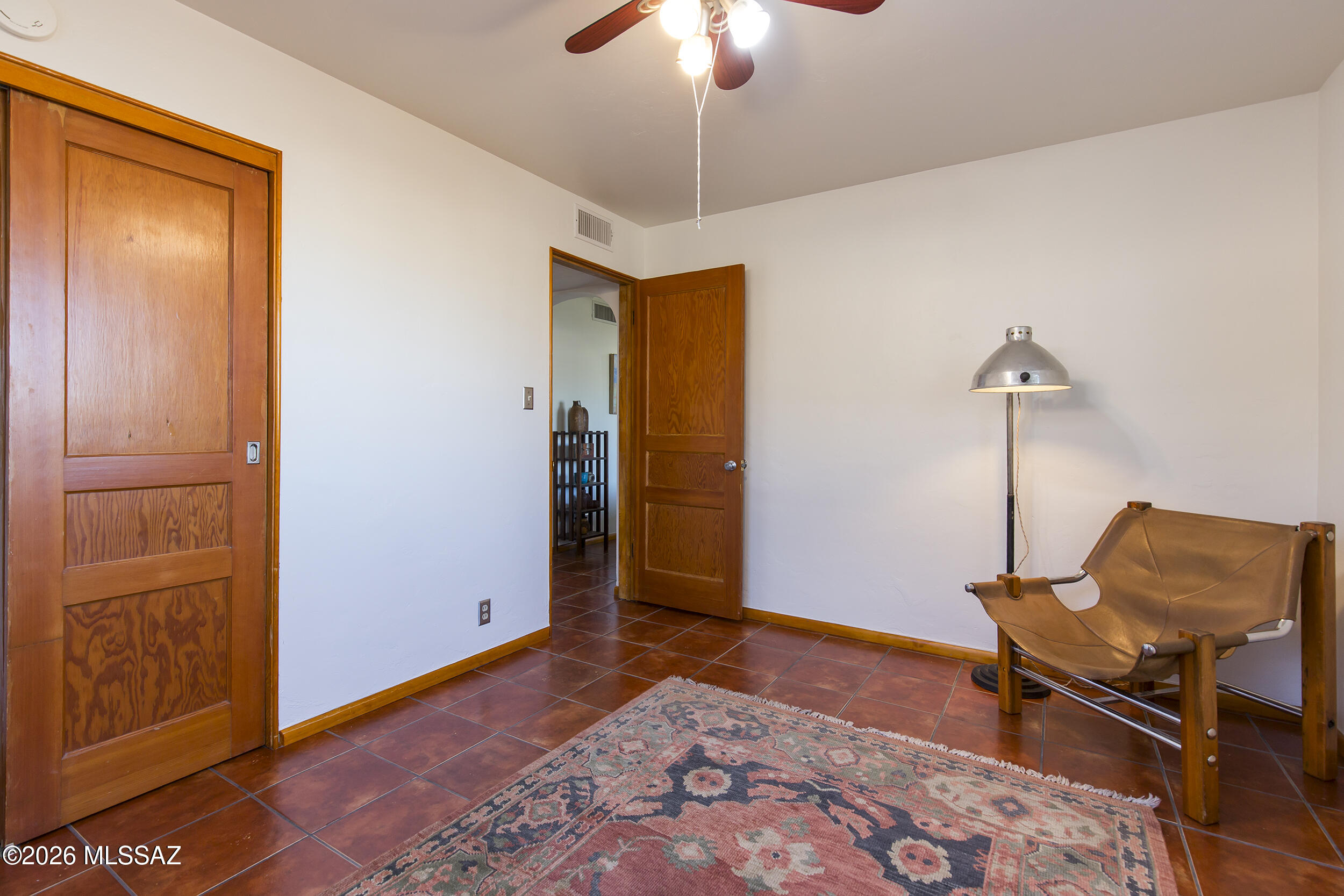 Country Club Manor - Residential