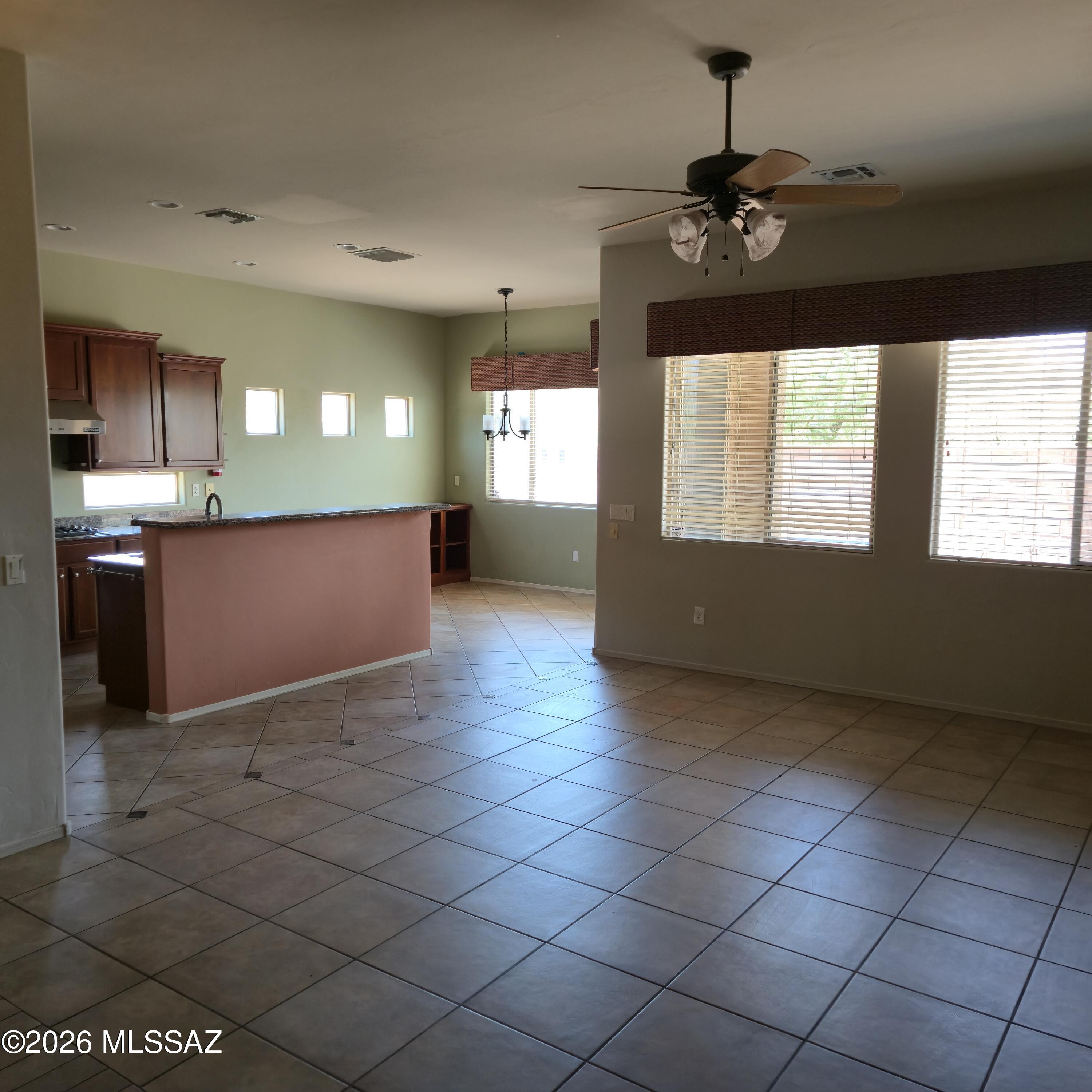 Desert Enclave (1-28) - Residential Lease
