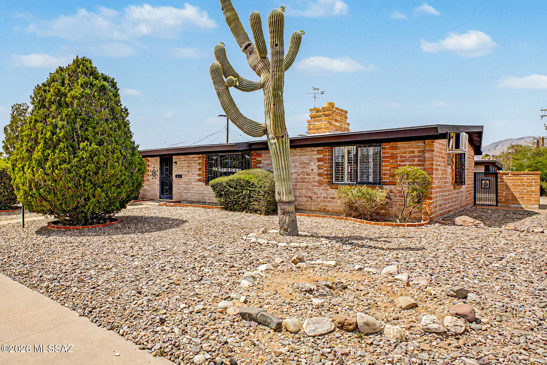Darling Heights (1-16) - Residential Lease