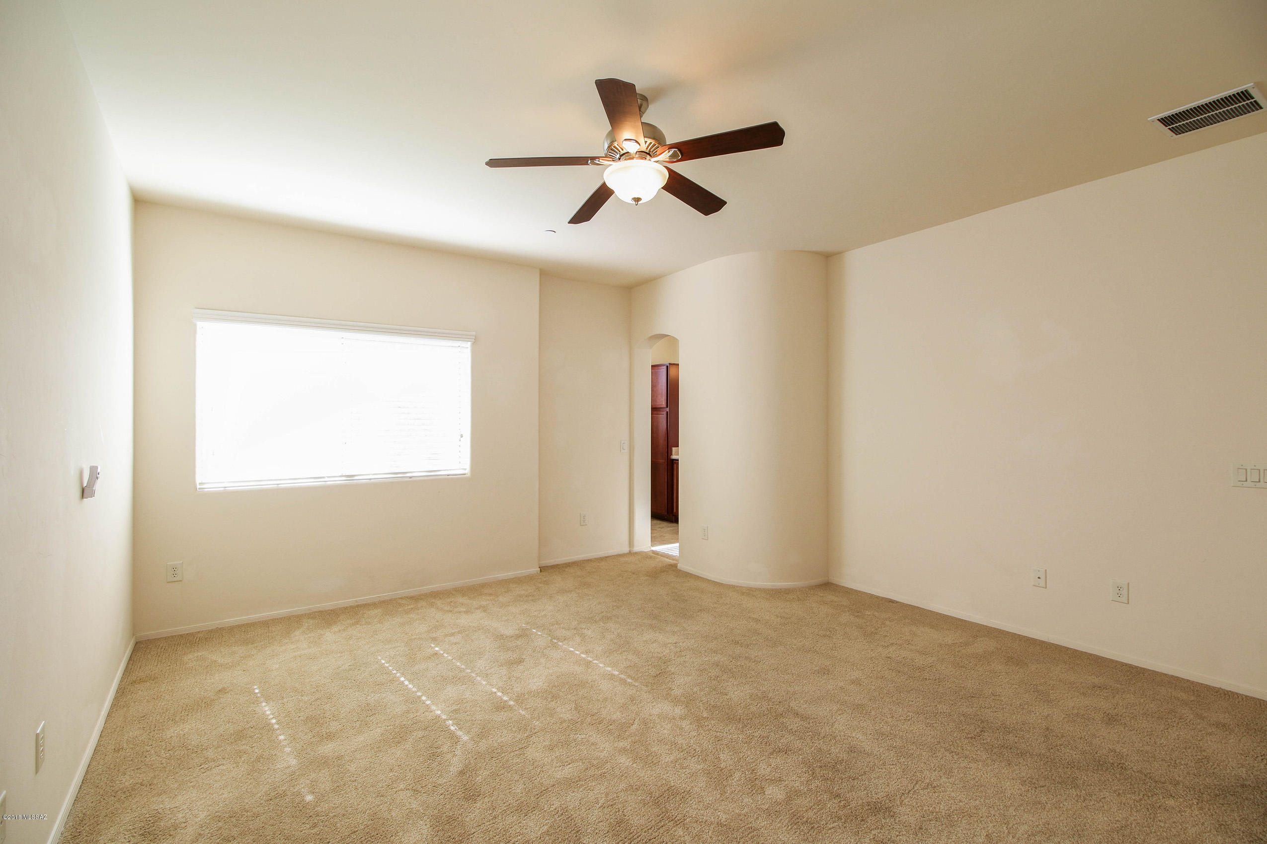 River Walk (1-140) - Residential Lease