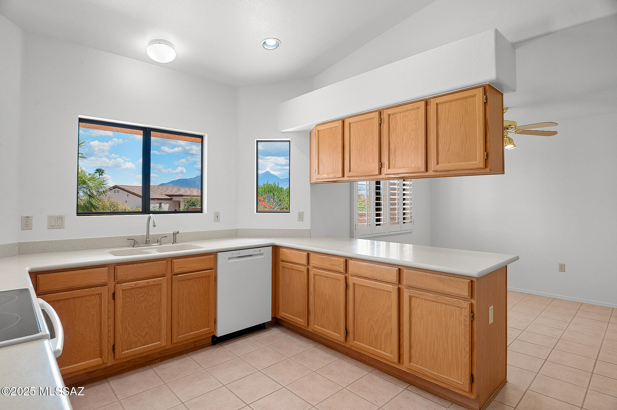 San Ignacio Vistas (1-223) - Residential