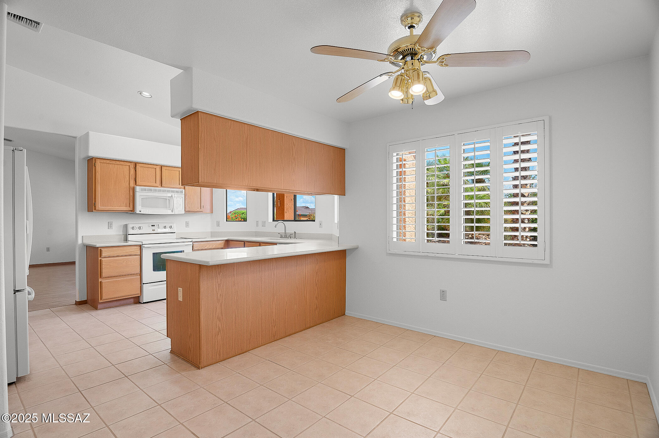 San Ignacio Vistas (1-223) - Residential