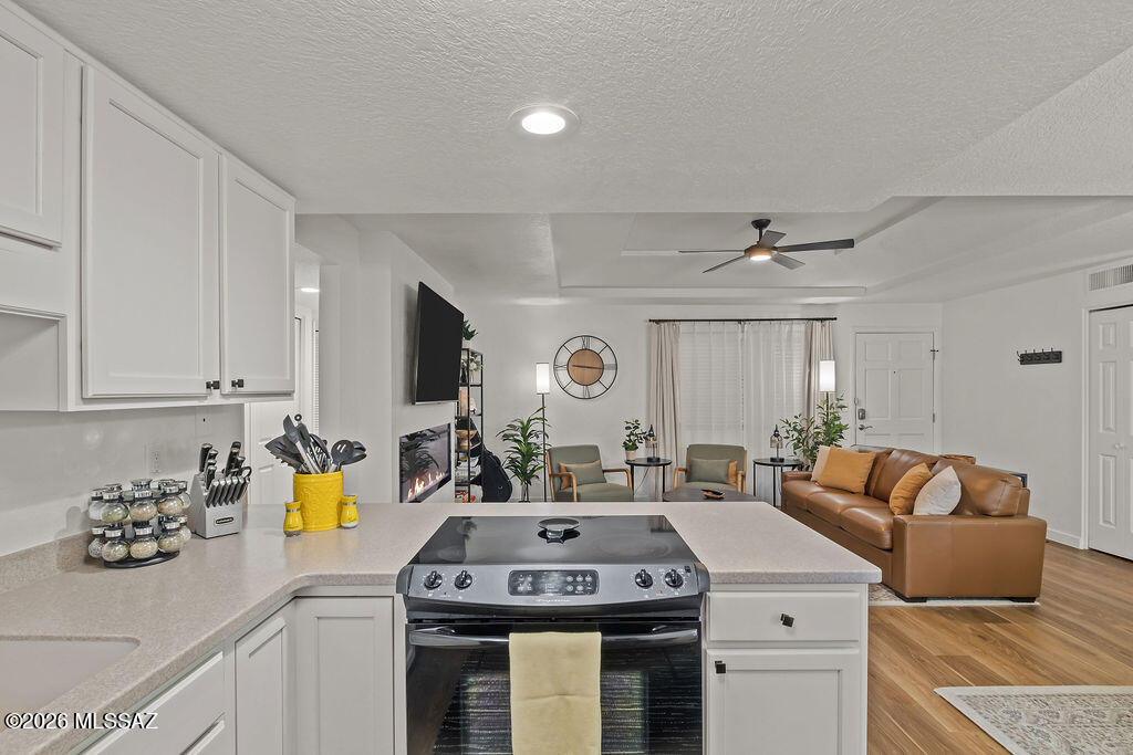 Ventana Vista Condominiums - Residential