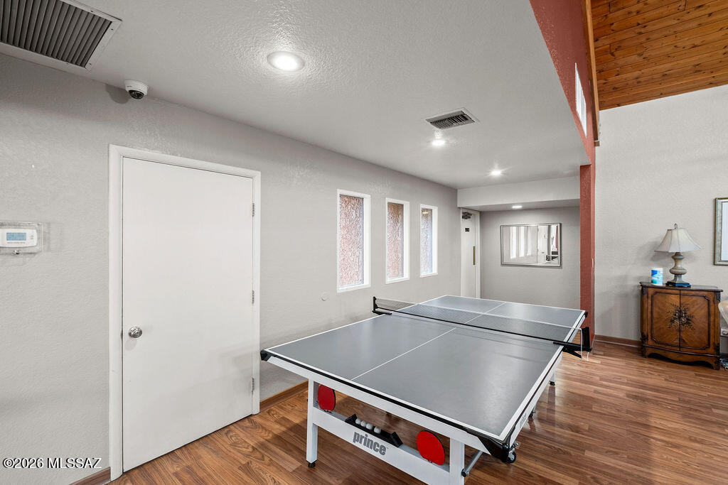 Ventana Vista Condominiums - Residential
