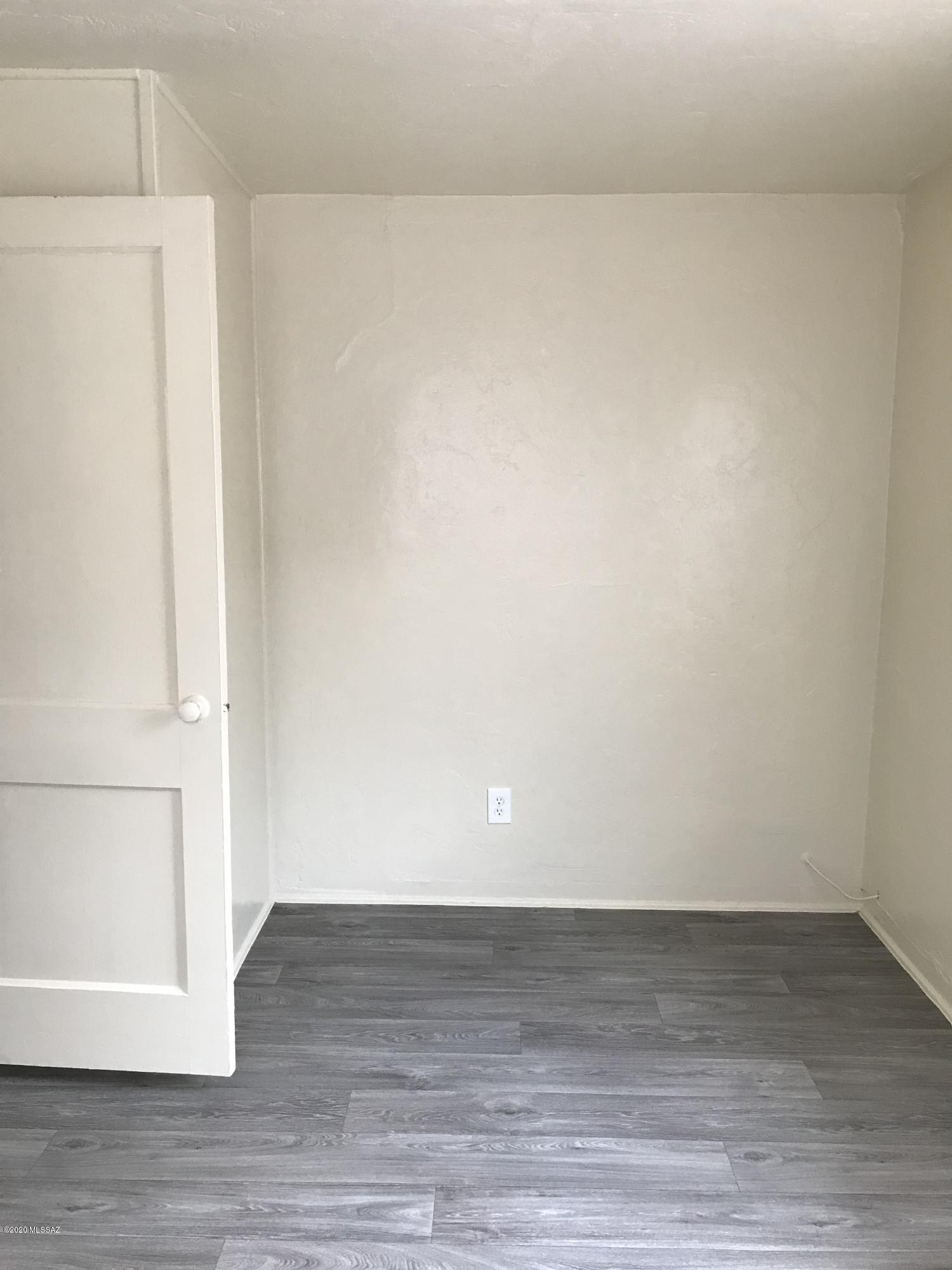 Unsubdivided - Residential Lease