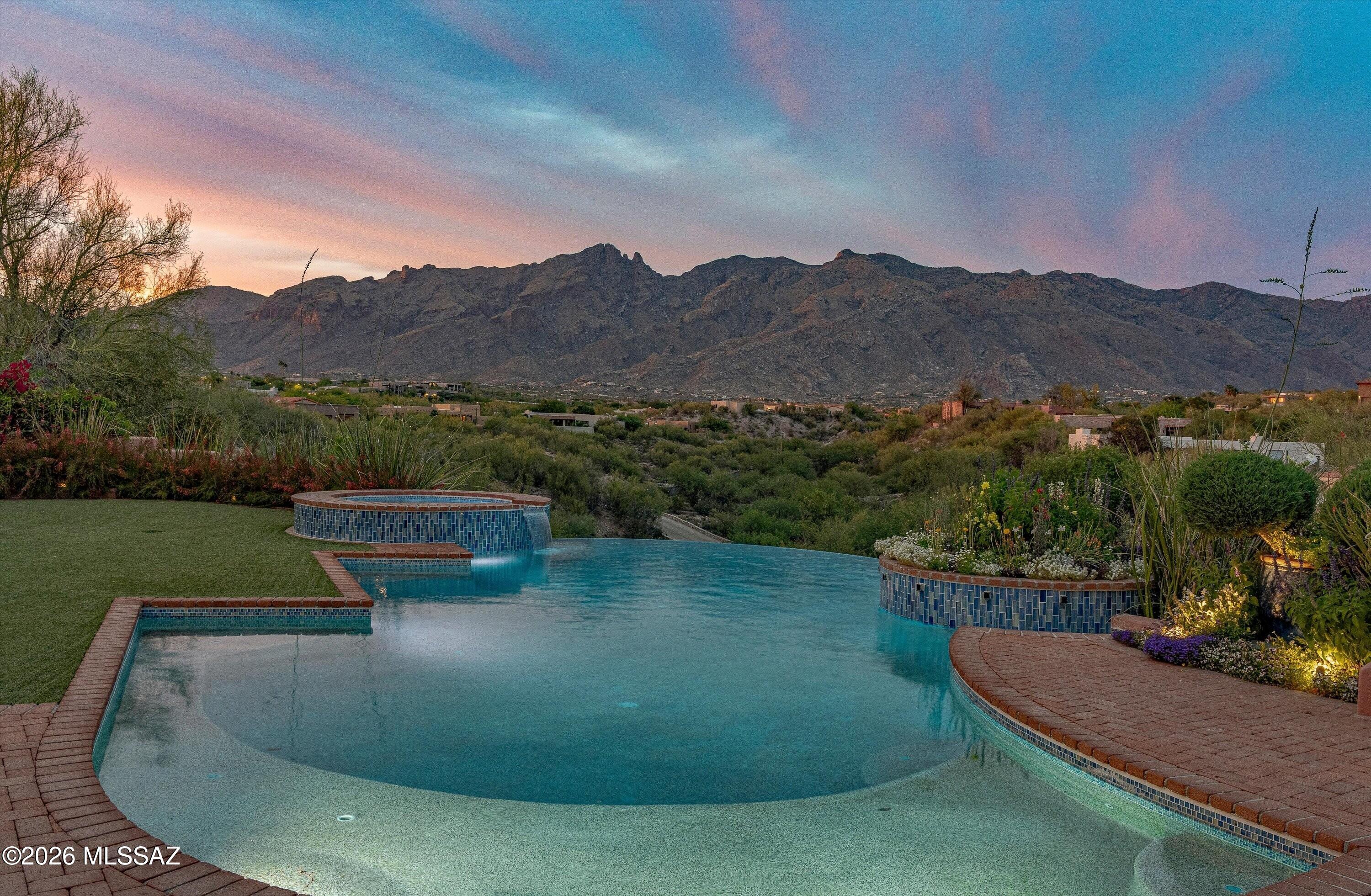 Catalina Foothills Estates NO. 10 (1-72) - Residential