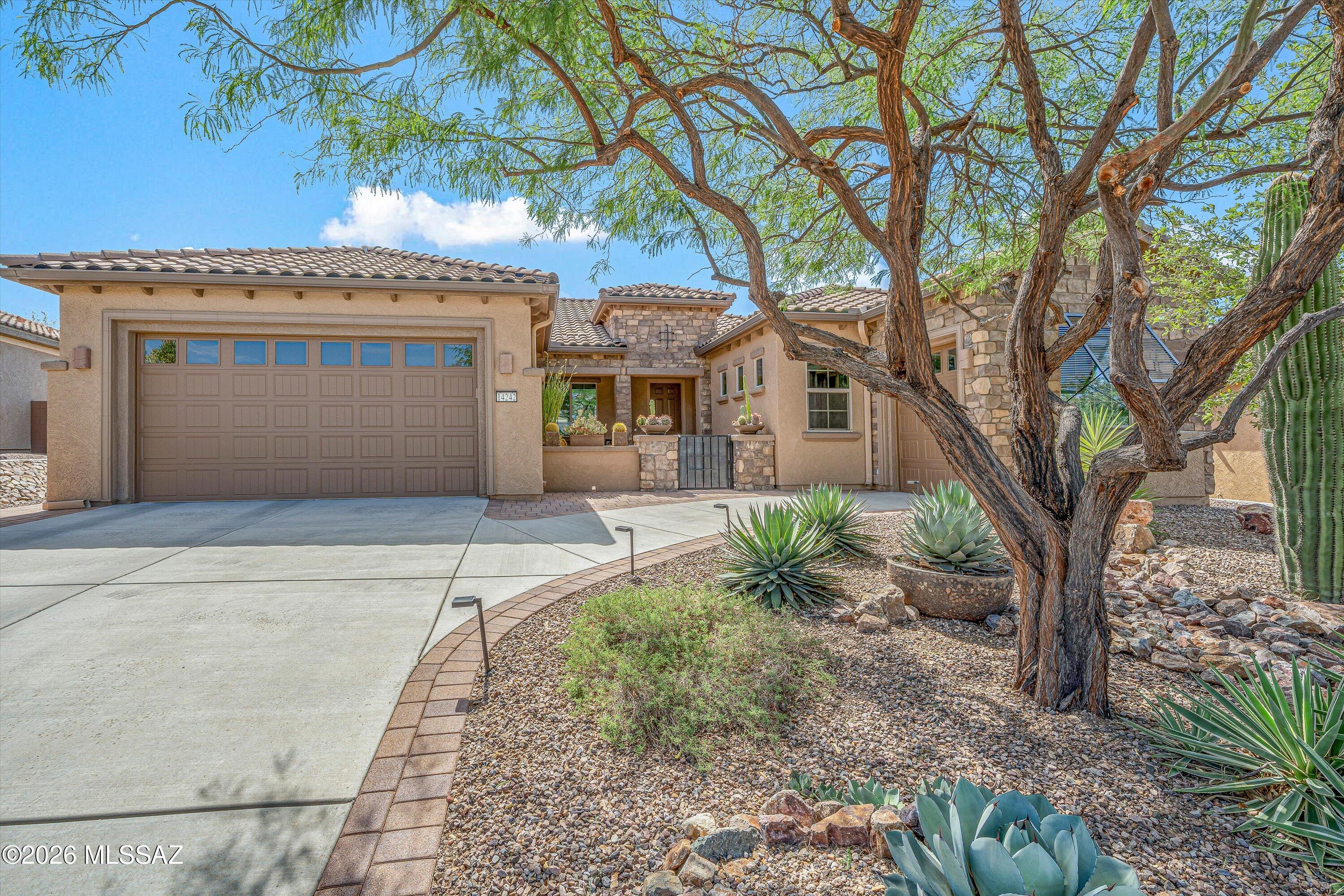 Del Webb At Dove Mountain SQ20131930189 - Residential