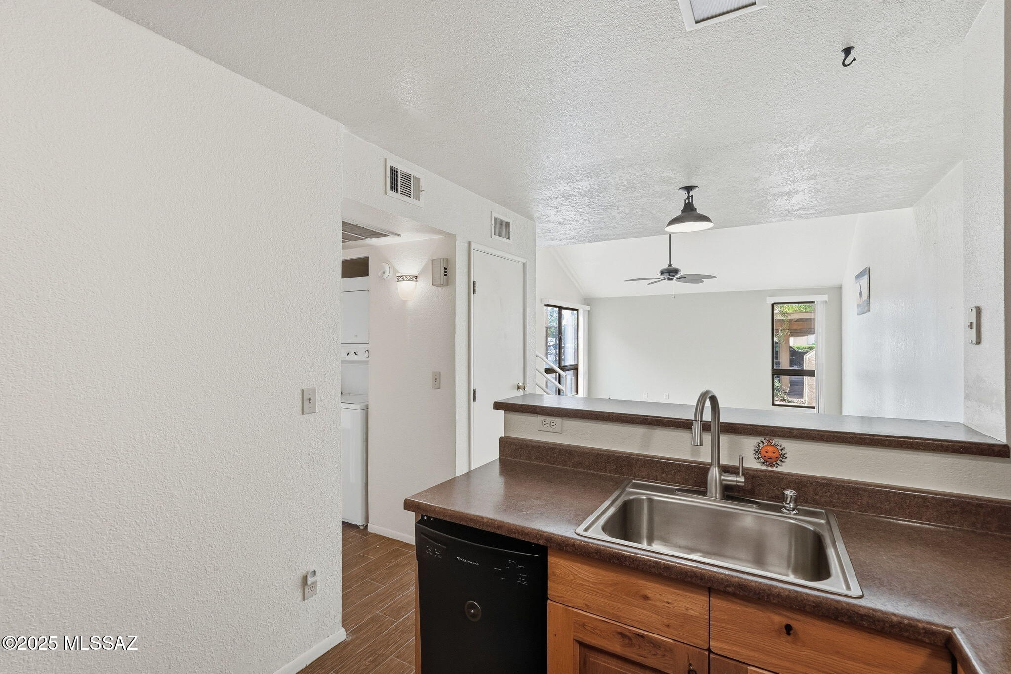Coronado Place Condominiums II (Units 37-158) - Residential