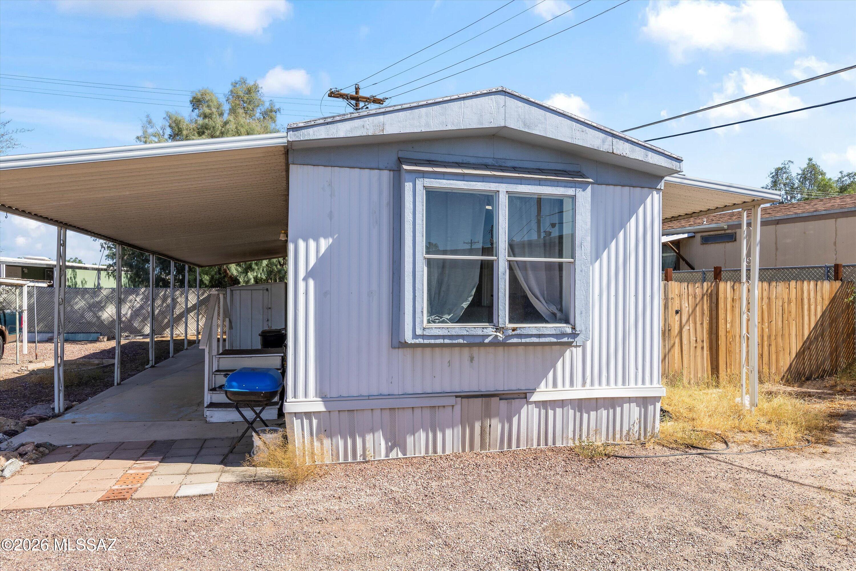 Welcome to Romero Estates, this all-age community is perfect for anyone that wants a manufactured home with a backyard. Needs some TLC but it's a great price. Land Rent is 650.00 per month