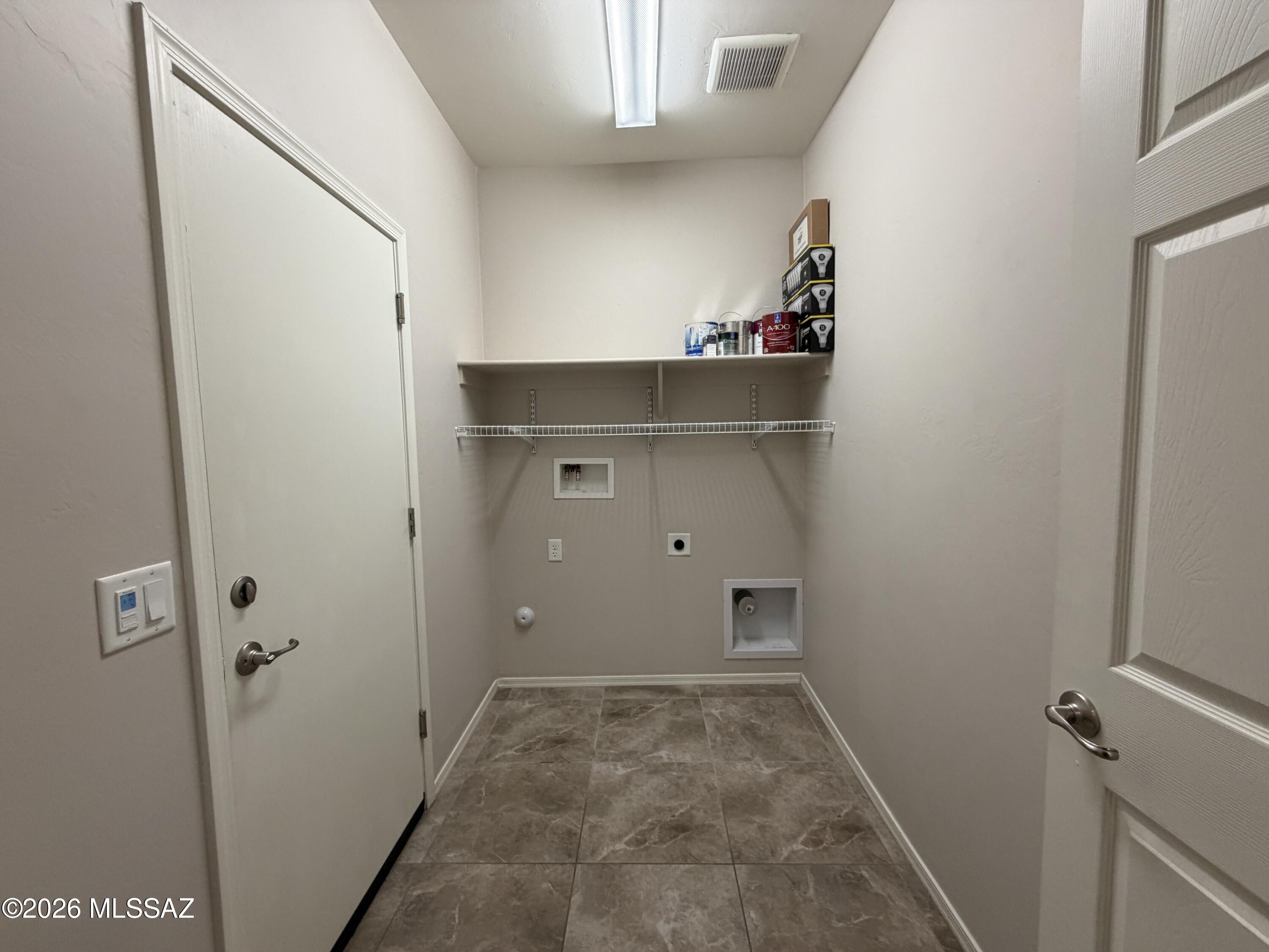 Gladden Farms BLK 13-15 - Residential Lease