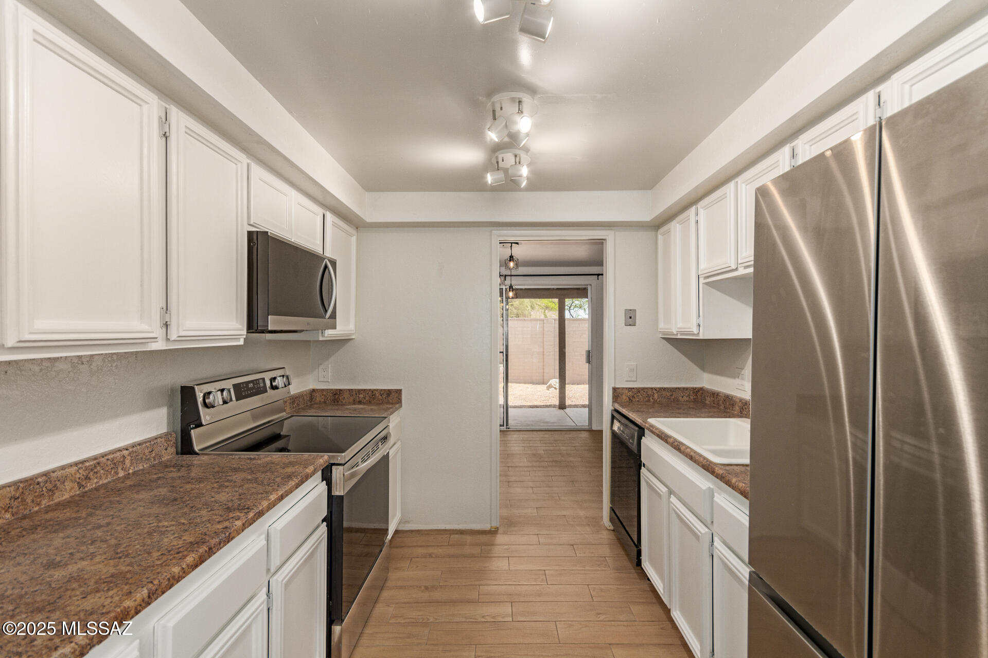 Verde Catalina Townhouses(1-149) - Residential Lease