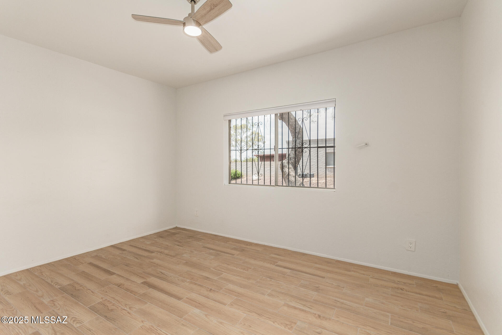 Verde Catalina Townhouses(1-149) - Residential Lease