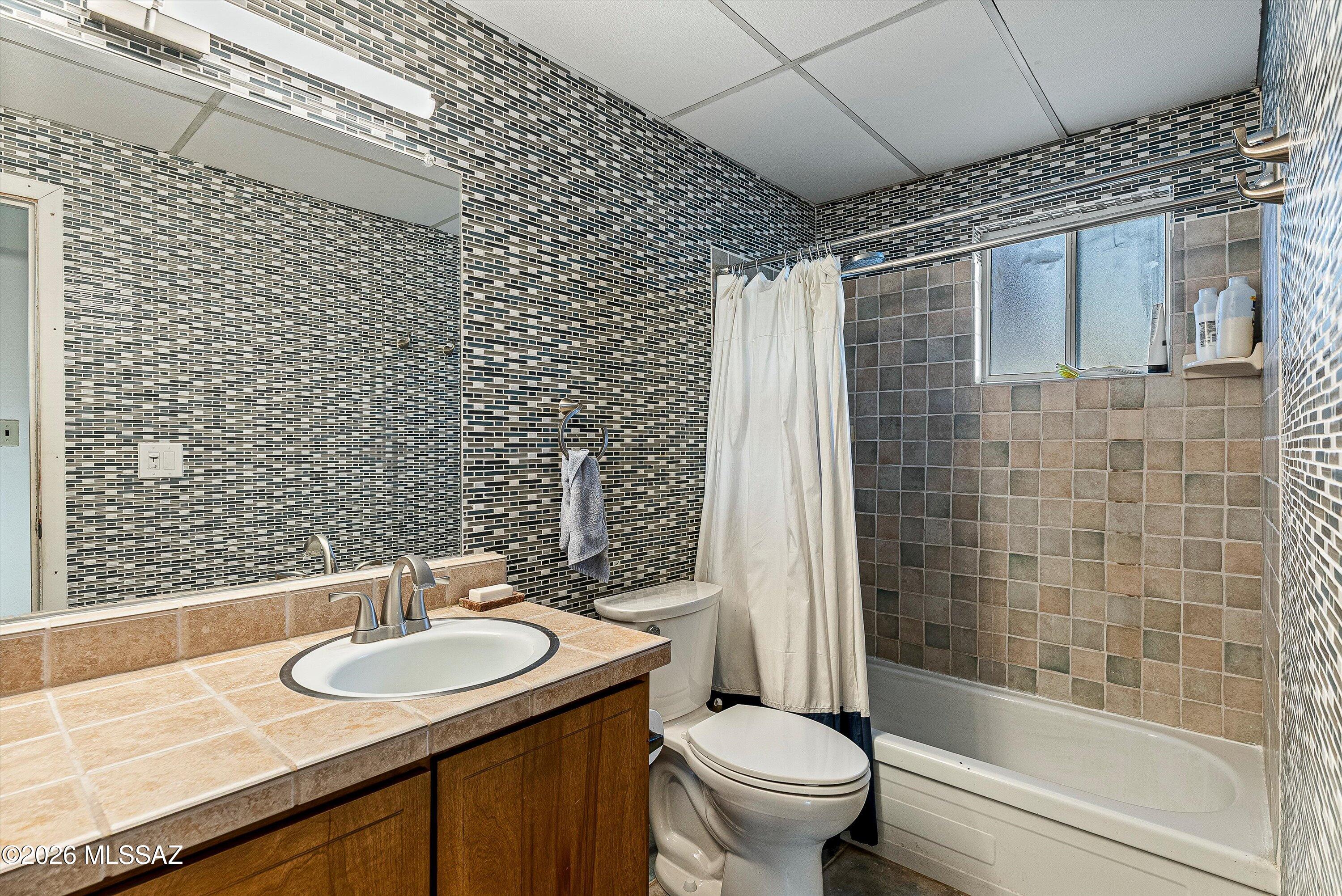 Los Robles Estates - Residential