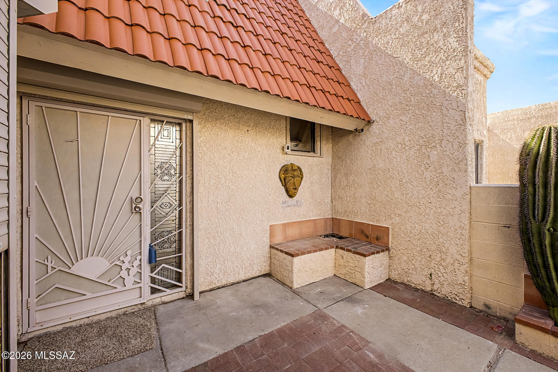 Le Mirador Twnhms (1-50) - Residential