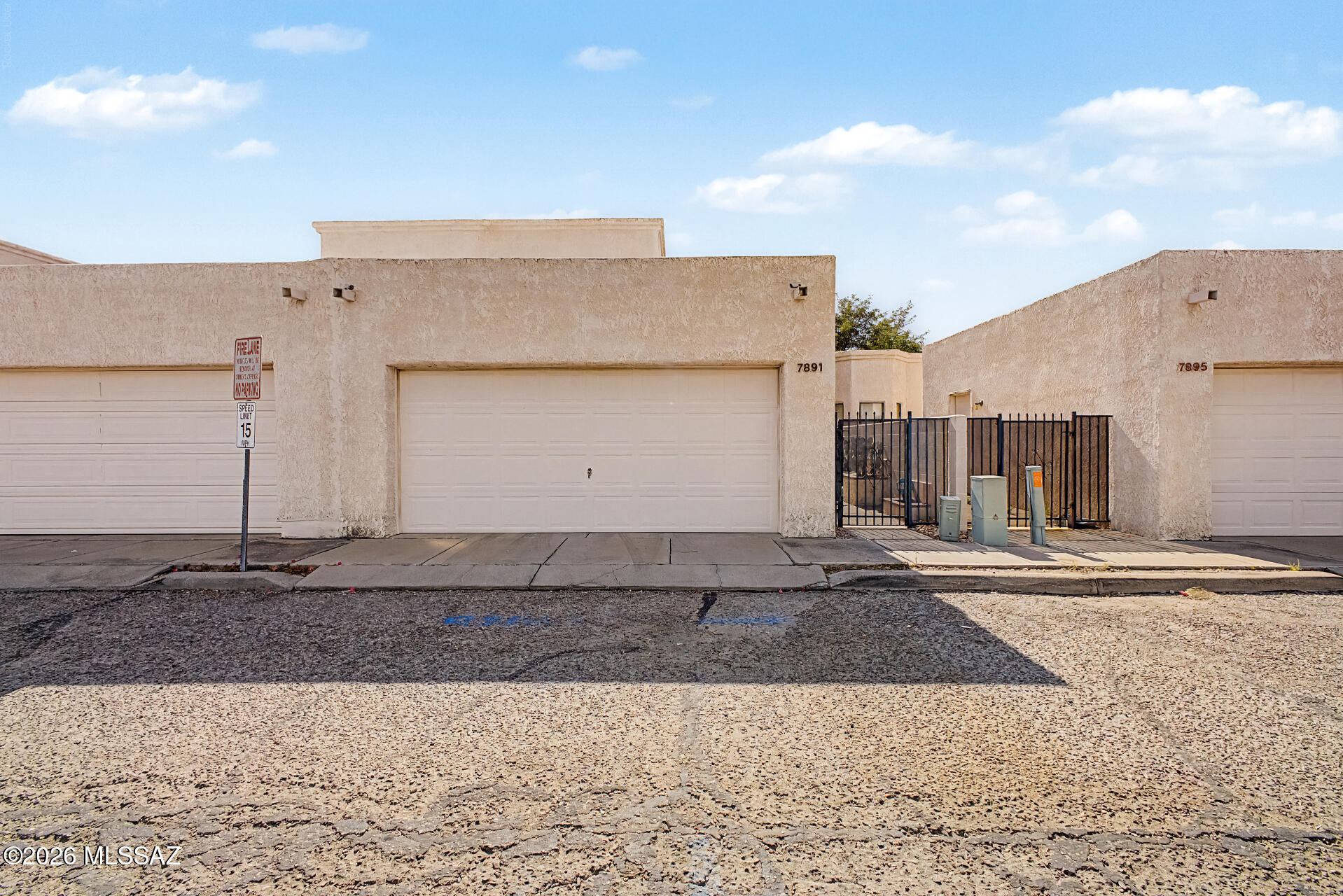 Fantastic opportunity to own this 3-bedroom unit in Le Mirador Townhomes! You're greeted by a convenient 2-car garage with built-in shelves for extra storage and a front patio that sets an inviting tone. Discover a serene living room with soaring vaulted ceilings, a soothing palette, recessed lighting, and durable tile flooring. The eat-in kitchen comes with ample wood cabinetry, essential built-in appliances, and a handy pantry. The primary bedroom features soft carpeting and a private bathroom for added comfort. Venture out onto the backyard, showcasing a spacious patio, well-laid pavers, and an outdoor grill with a dry bar for weekend grills. Make it yours today!