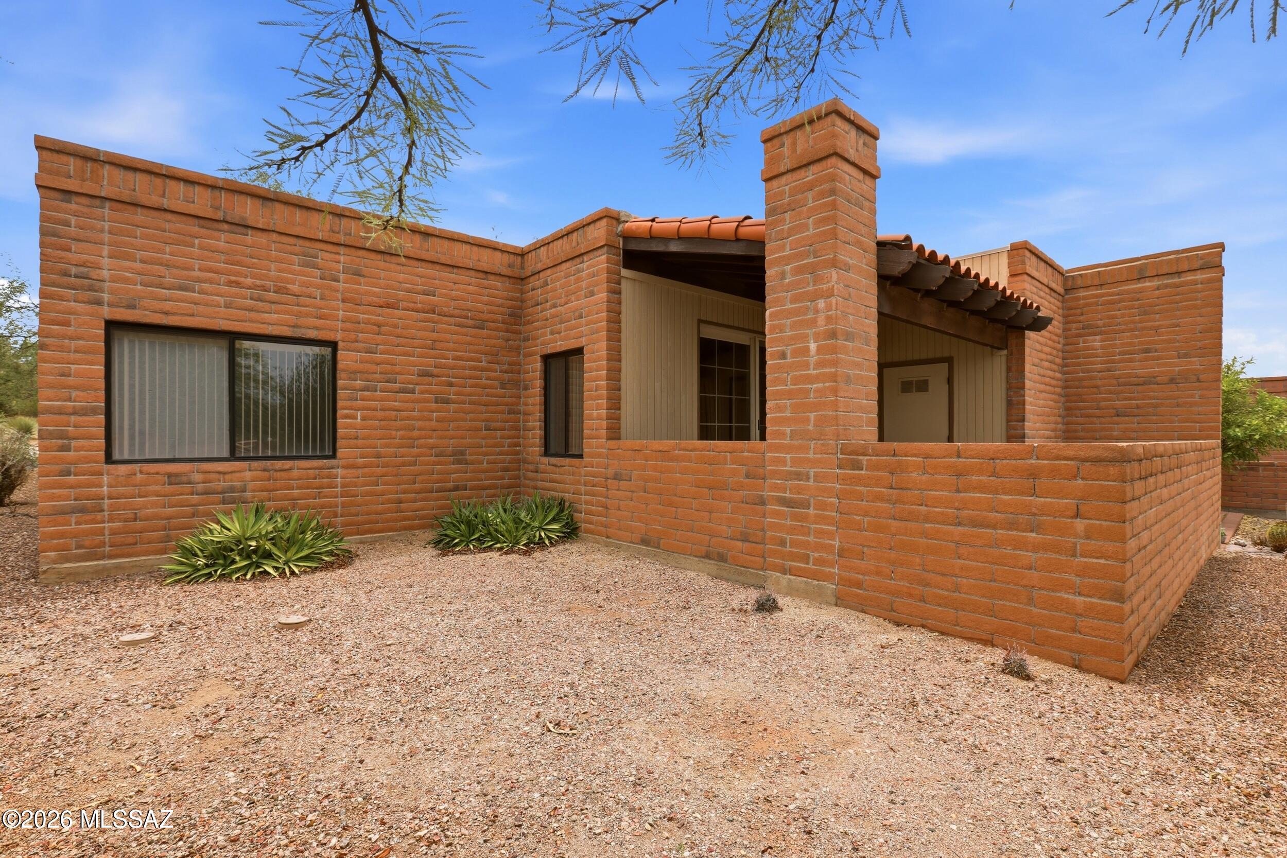 Fairfield La Cholla Hills - Residential