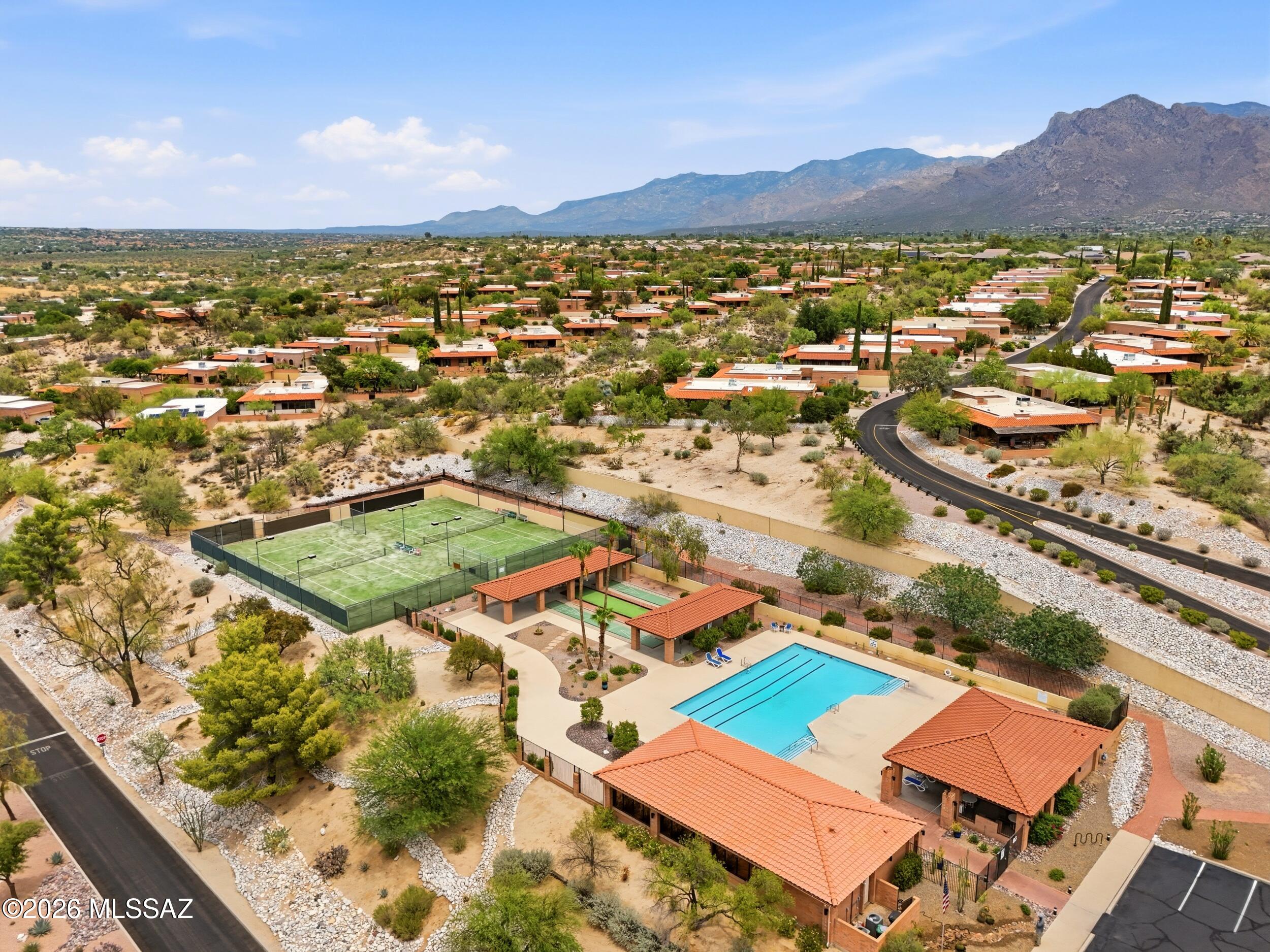 Fairfield La Cholla Hills - Residential