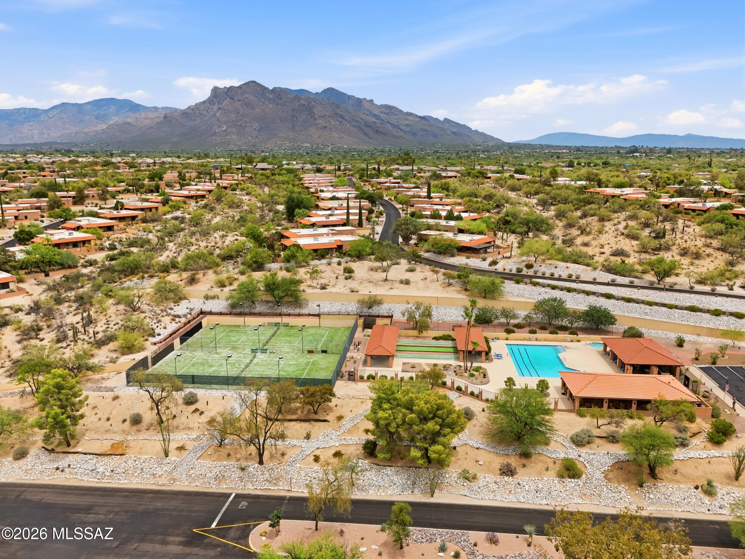 Fairfield La Cholla Hills - Residential