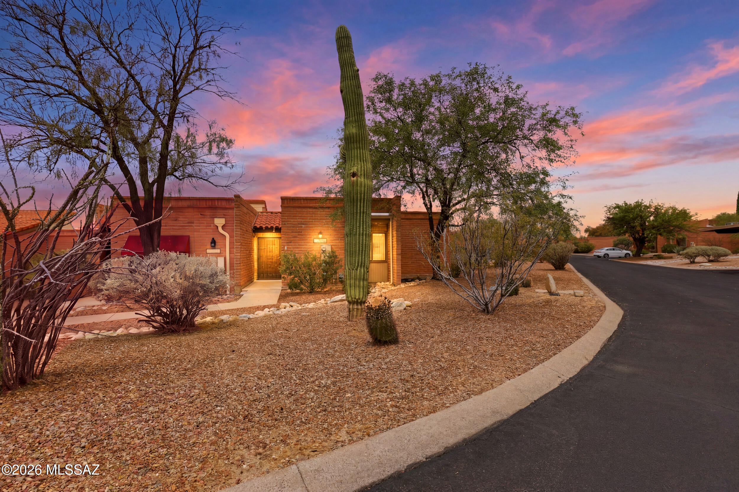 Fairfield La Cholla Hills - Residential