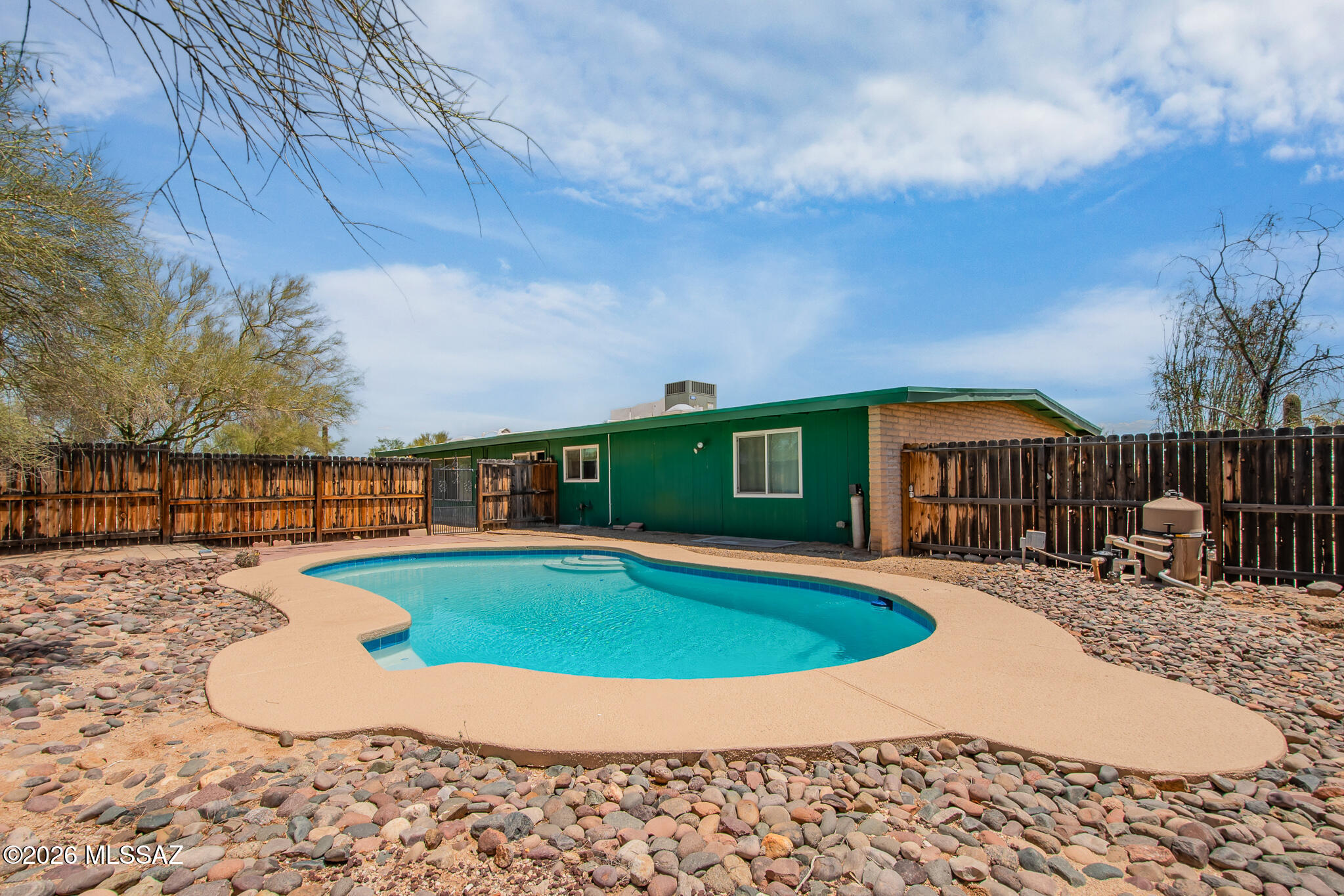 Casas Adobes Estates (619-649) - Residential