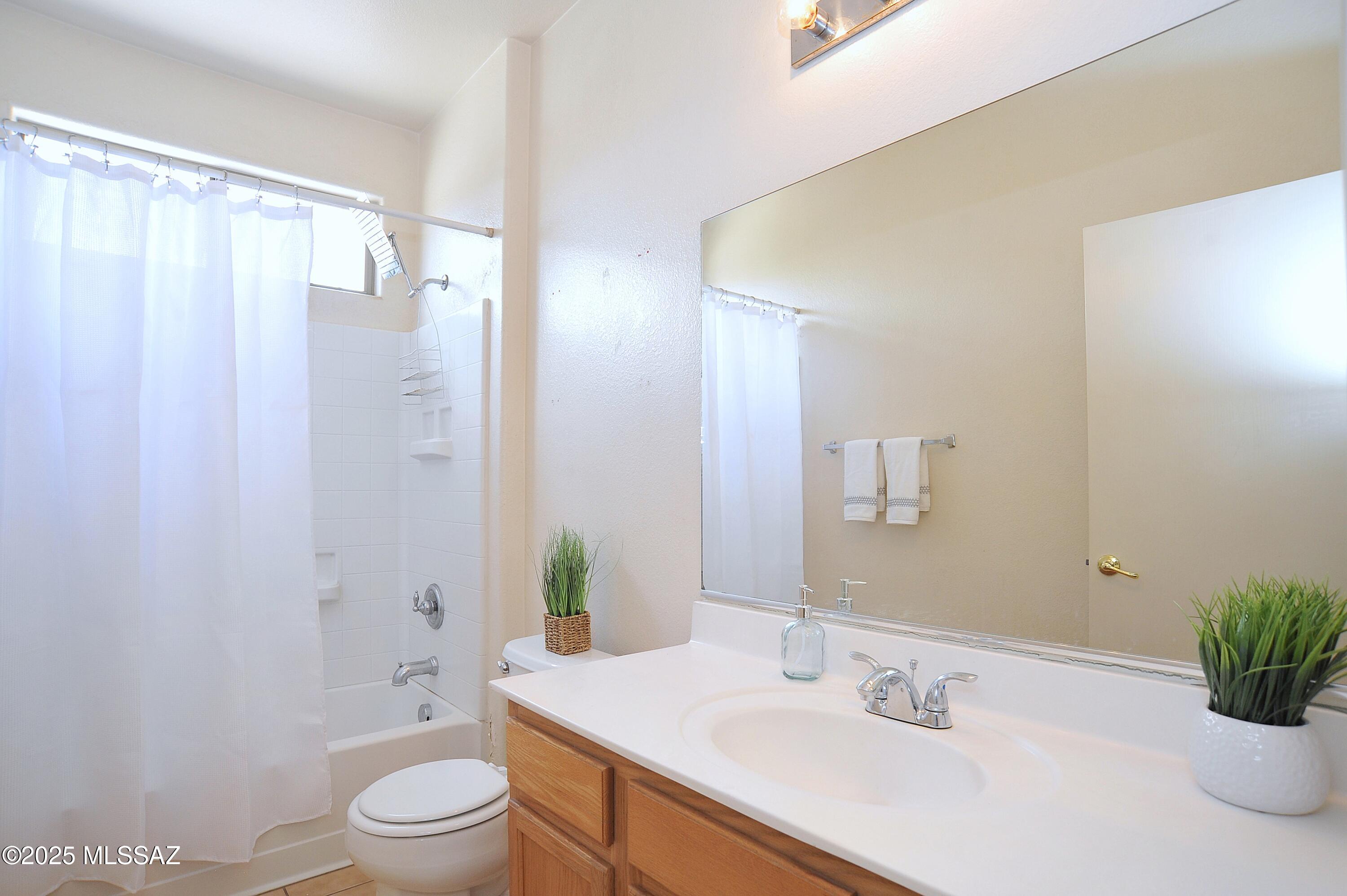 Presidio Vista (1-36, 118-181) - Residential
