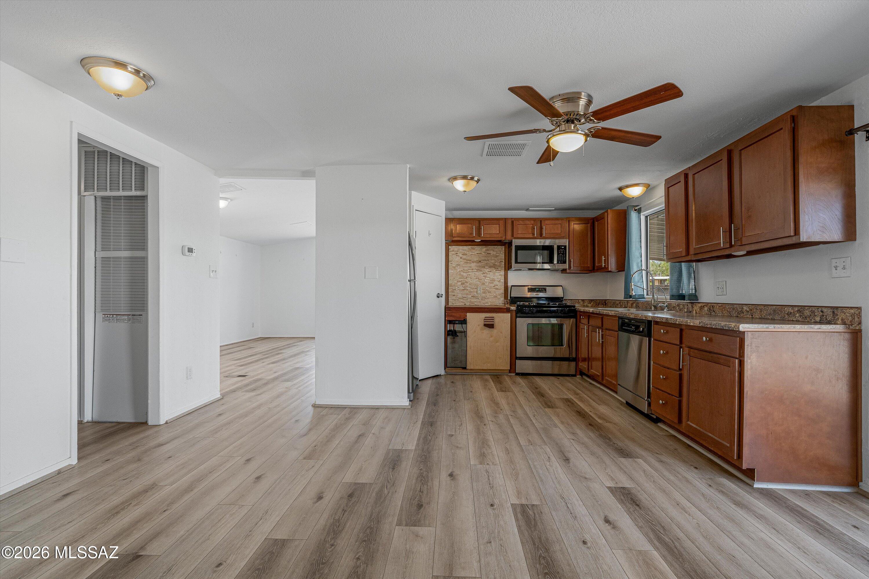 Ramona Vista (1-28) - Residential