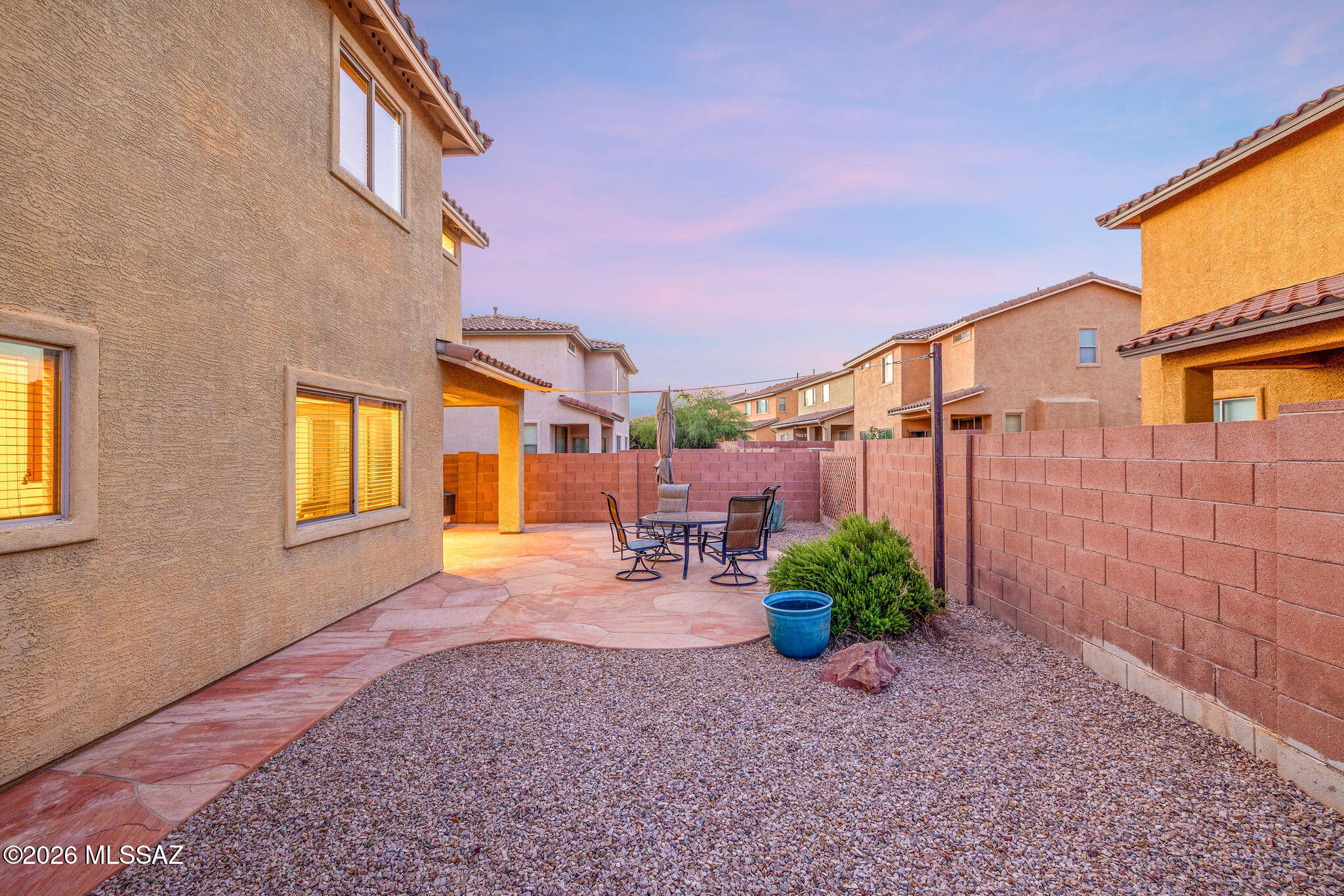 Paseo del Rio - Residential