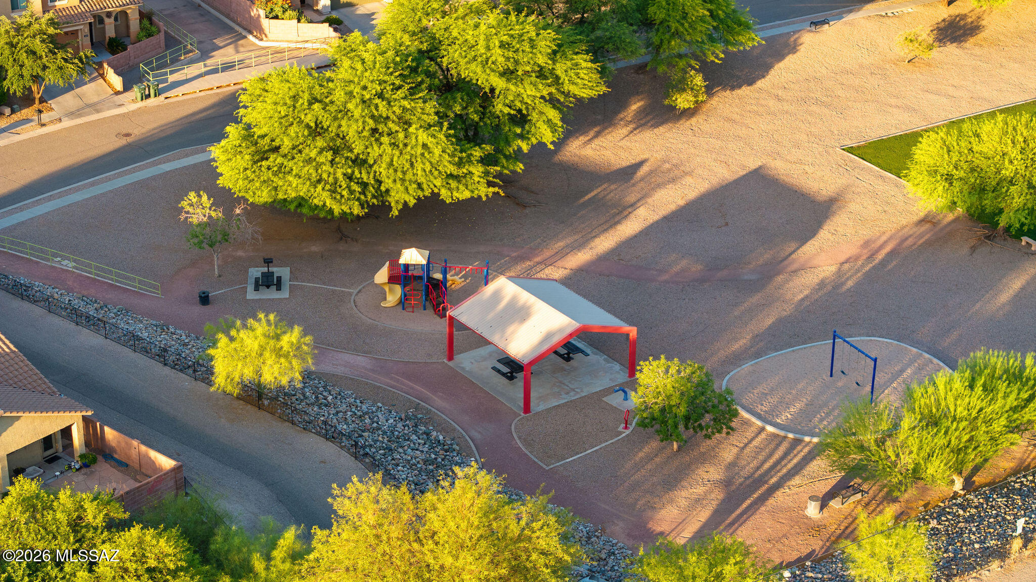 Paseo del Rio - Residential