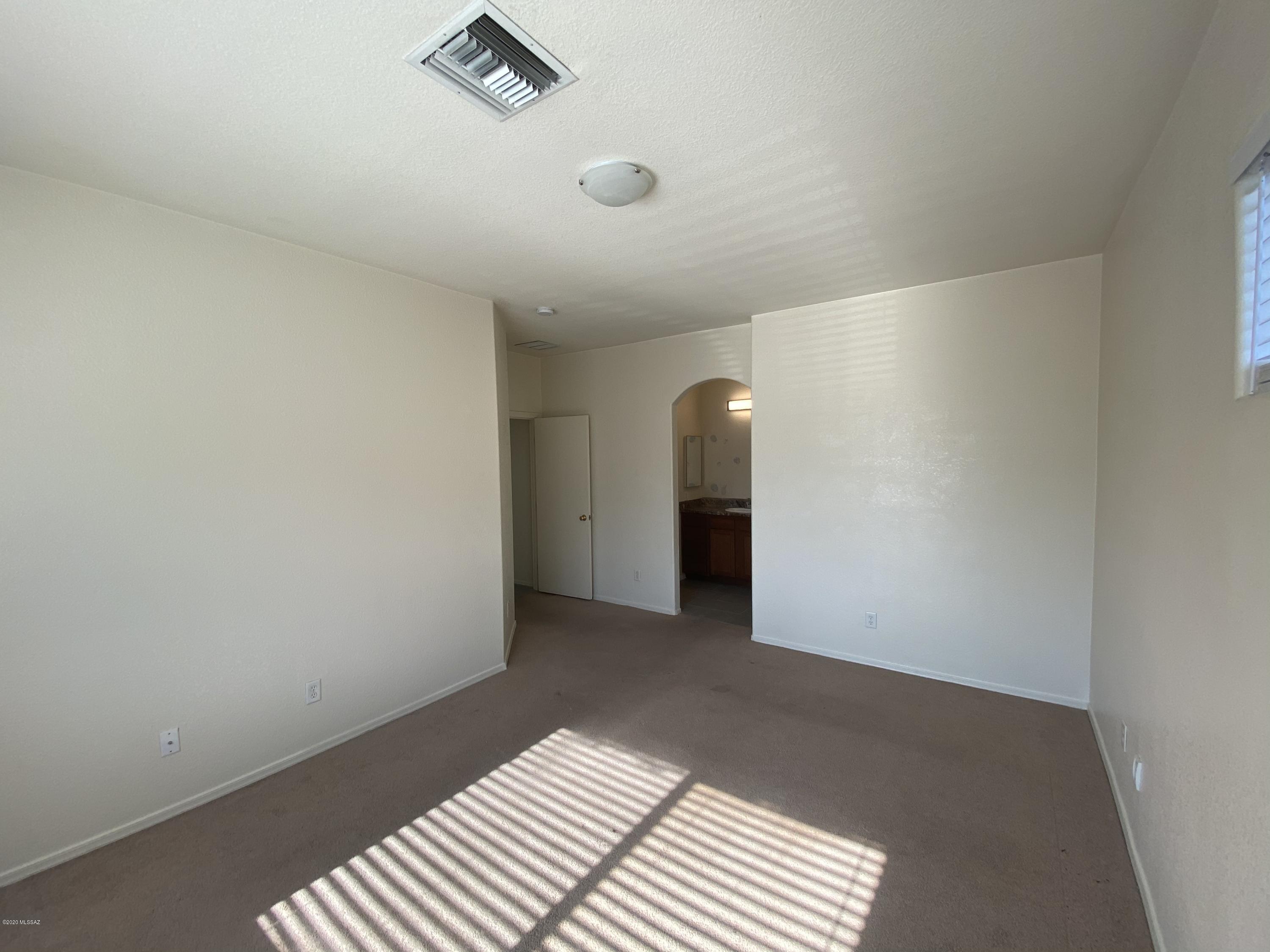 Mountain View Condos. (1-76) - Residential Lease