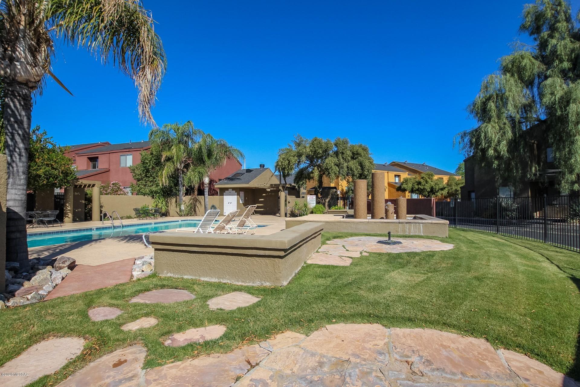 Mountain View Condos. (1-76) - Residential Lease