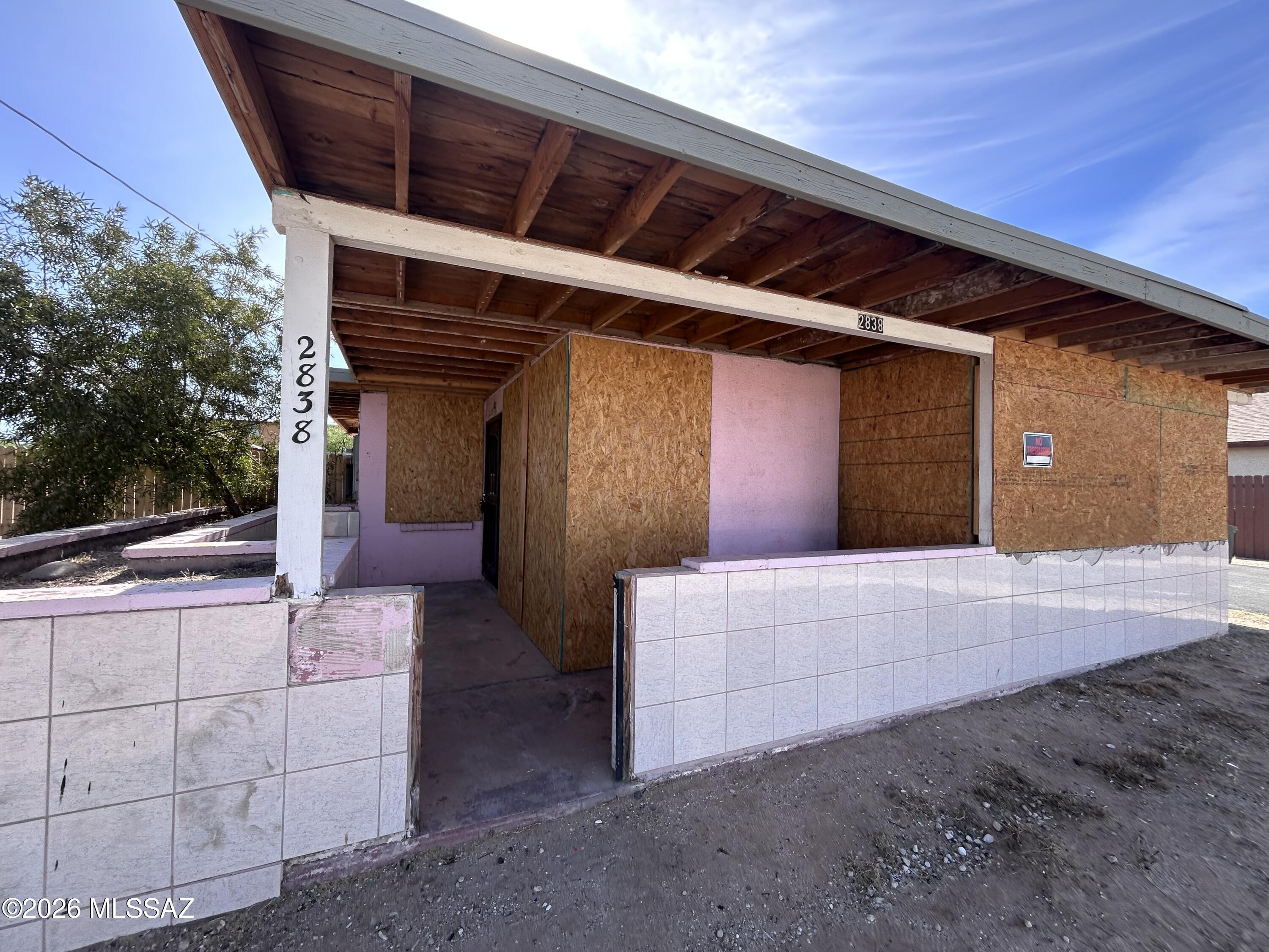 Handyman special with great potential! Ideal fix-and-flip opportunity, rental investement or perfect for a buyer looking to build instant sweat equity. Short-term seller financing is available with 15% down.  Financing for renovations is also available. Owner/Agent.