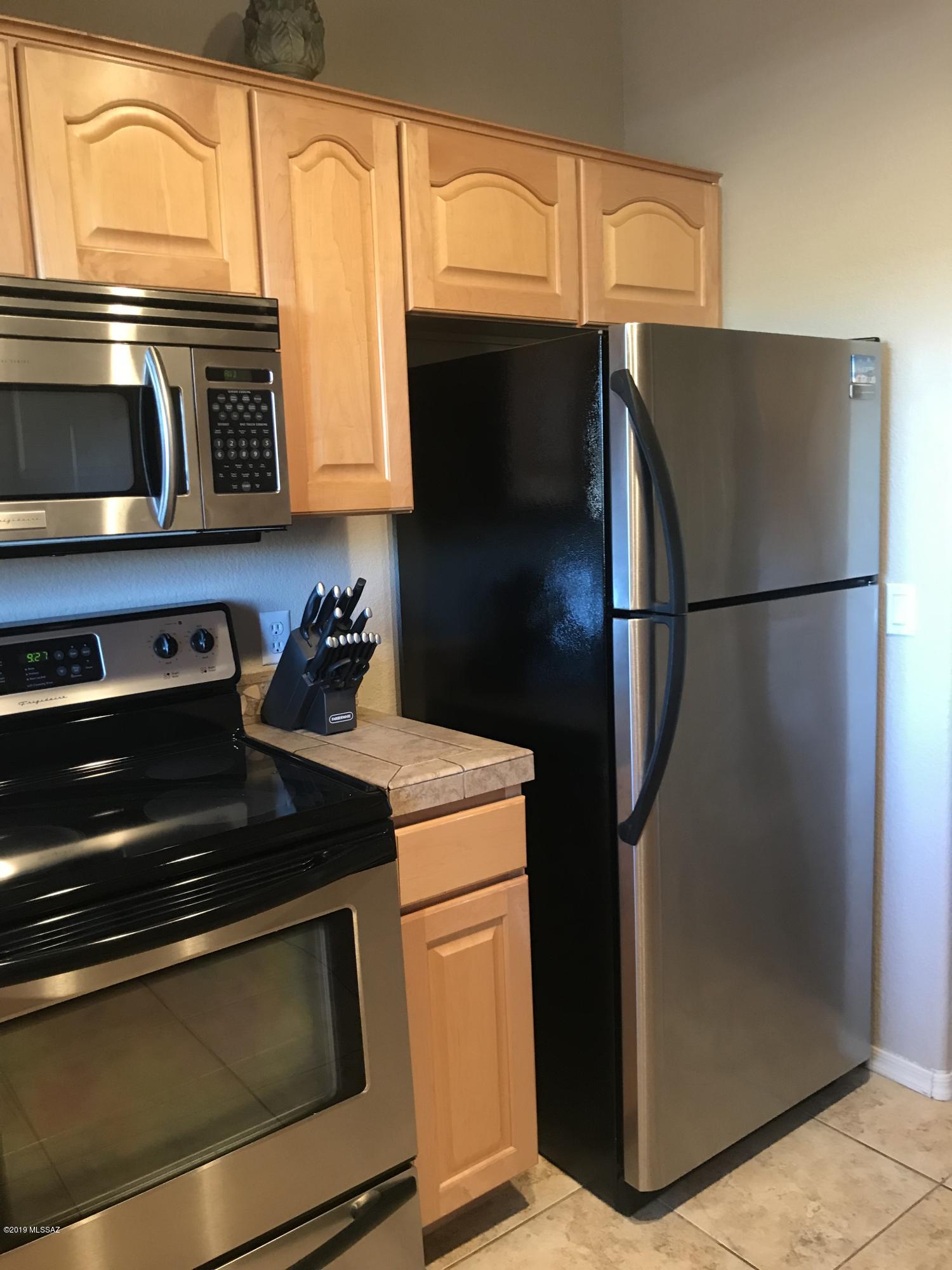 Pinnacle Canyon Condominium - Residential Lease